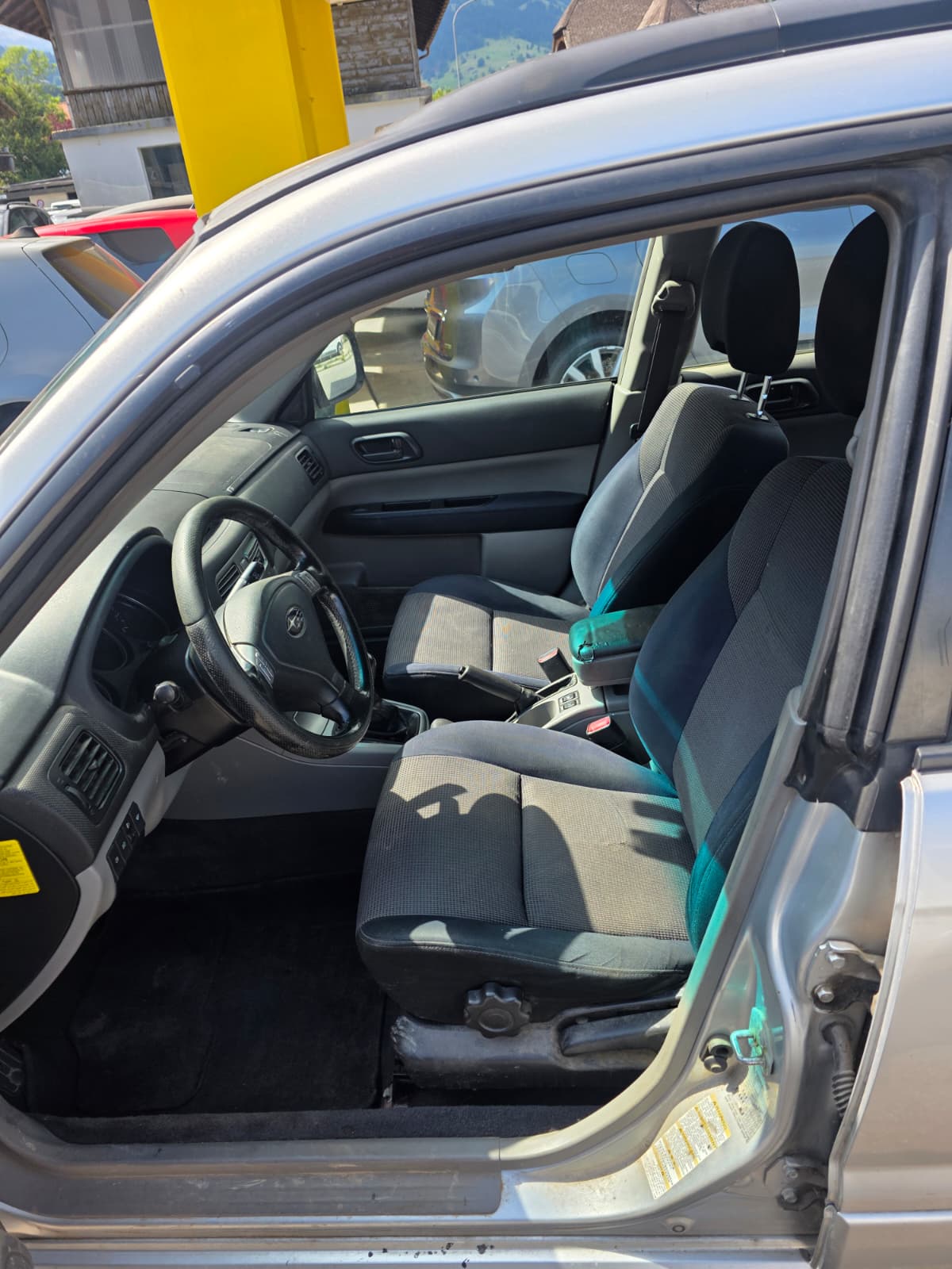 SUBARU Forester 2.0X (Swiss)-image-5