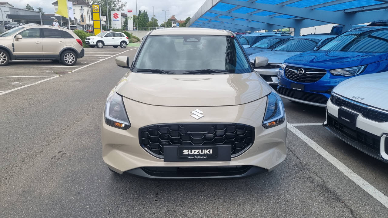 SUZUKI Swift 1.2 Sakura Hybrid 4x4-image-1