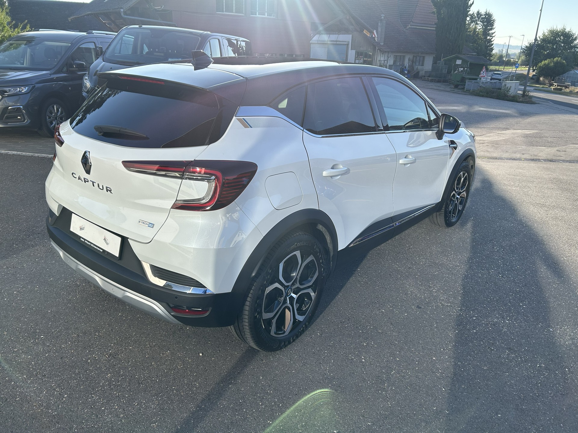 RENAULT Captur 1.6 E-Tech Edition1 DHT-image-3