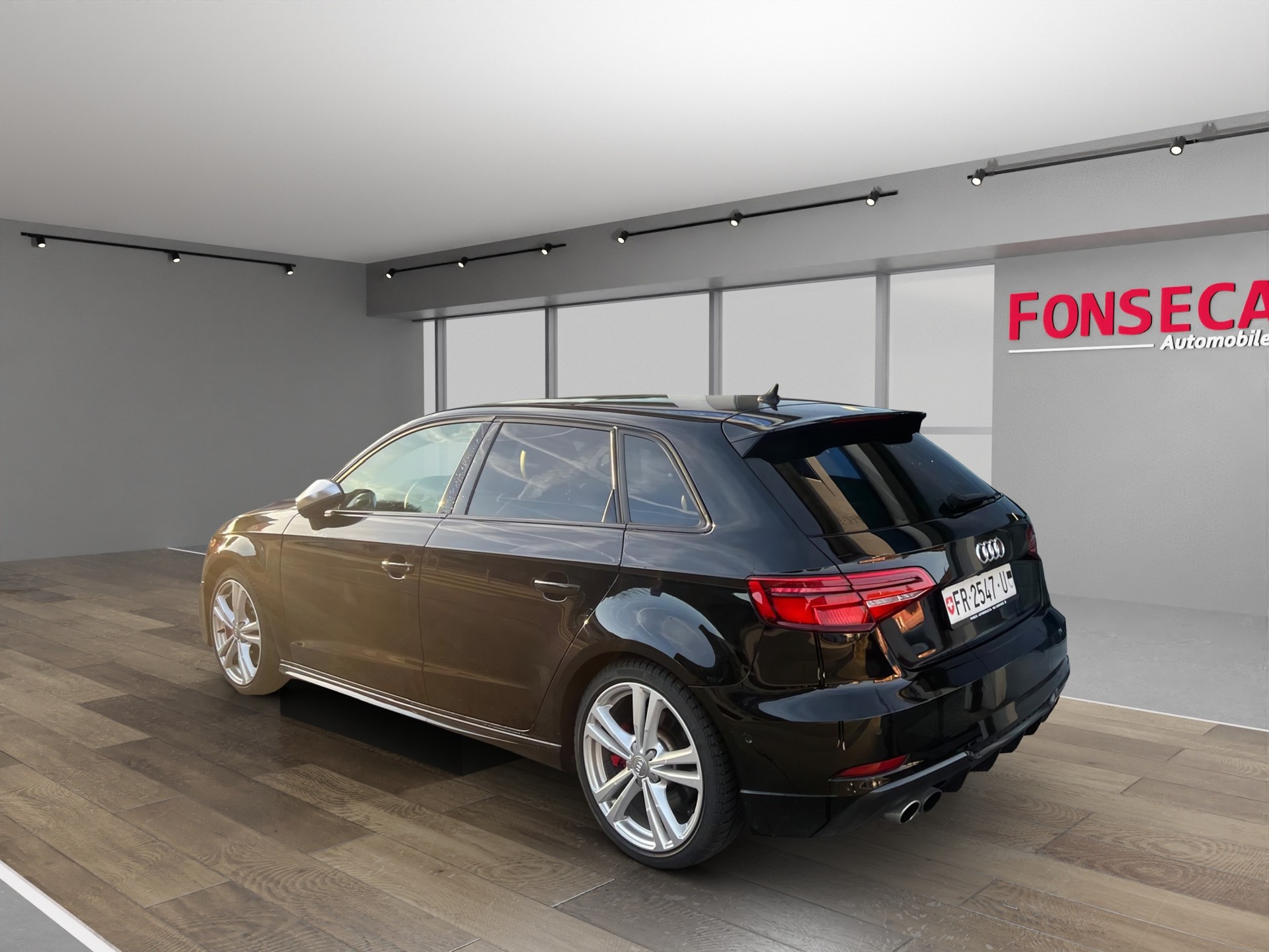 AUDI S3 Sportback 2.0 TFSI quattro S-tronic-image-2