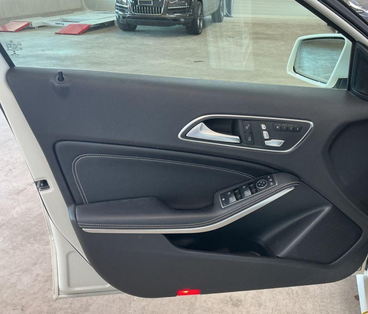 MERCEDES-BENZ A 180 Urban ** Ab MFK und Service **-image-4