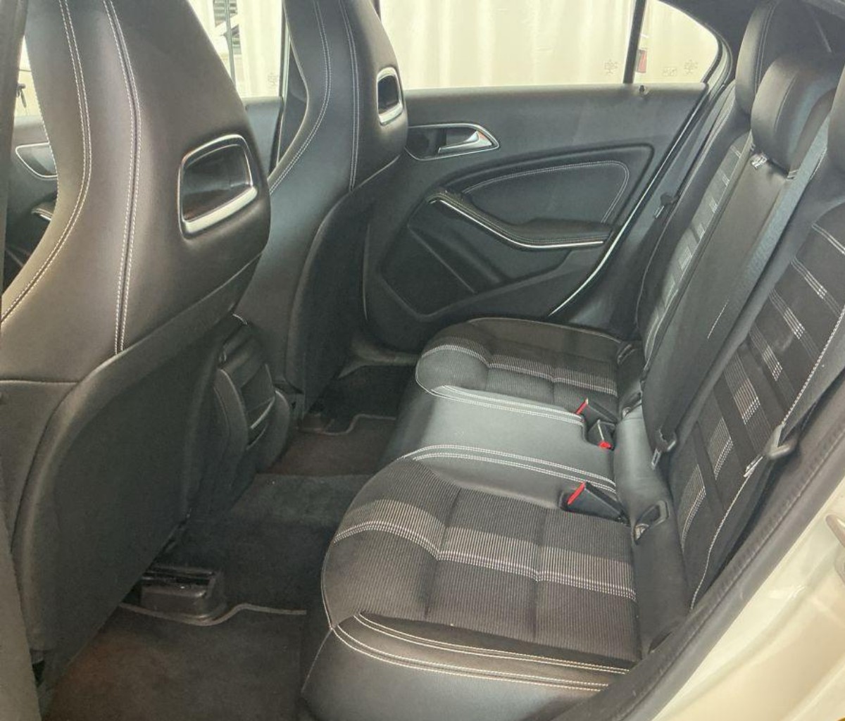 MERCEDES-BENZ A 180 Urban ** Ab MFK und Service **-image-5