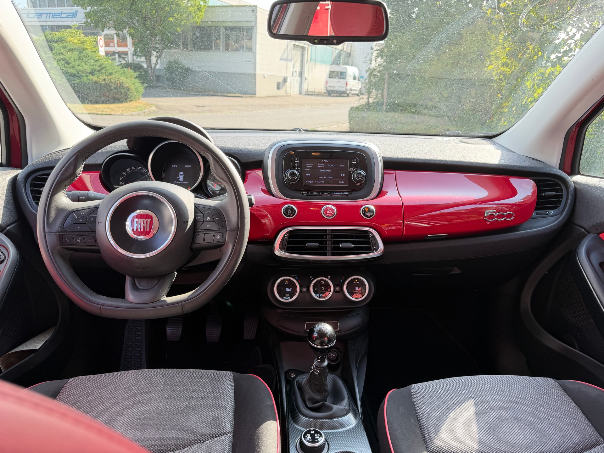 FIAT 500X 1.4T Lounge-image-8