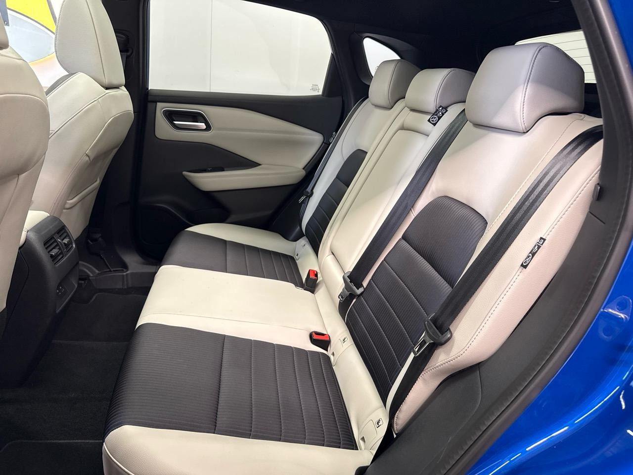 NISSAN Qashqai 1.3 DIG-T MHEV Tekna Xtronic-image-12