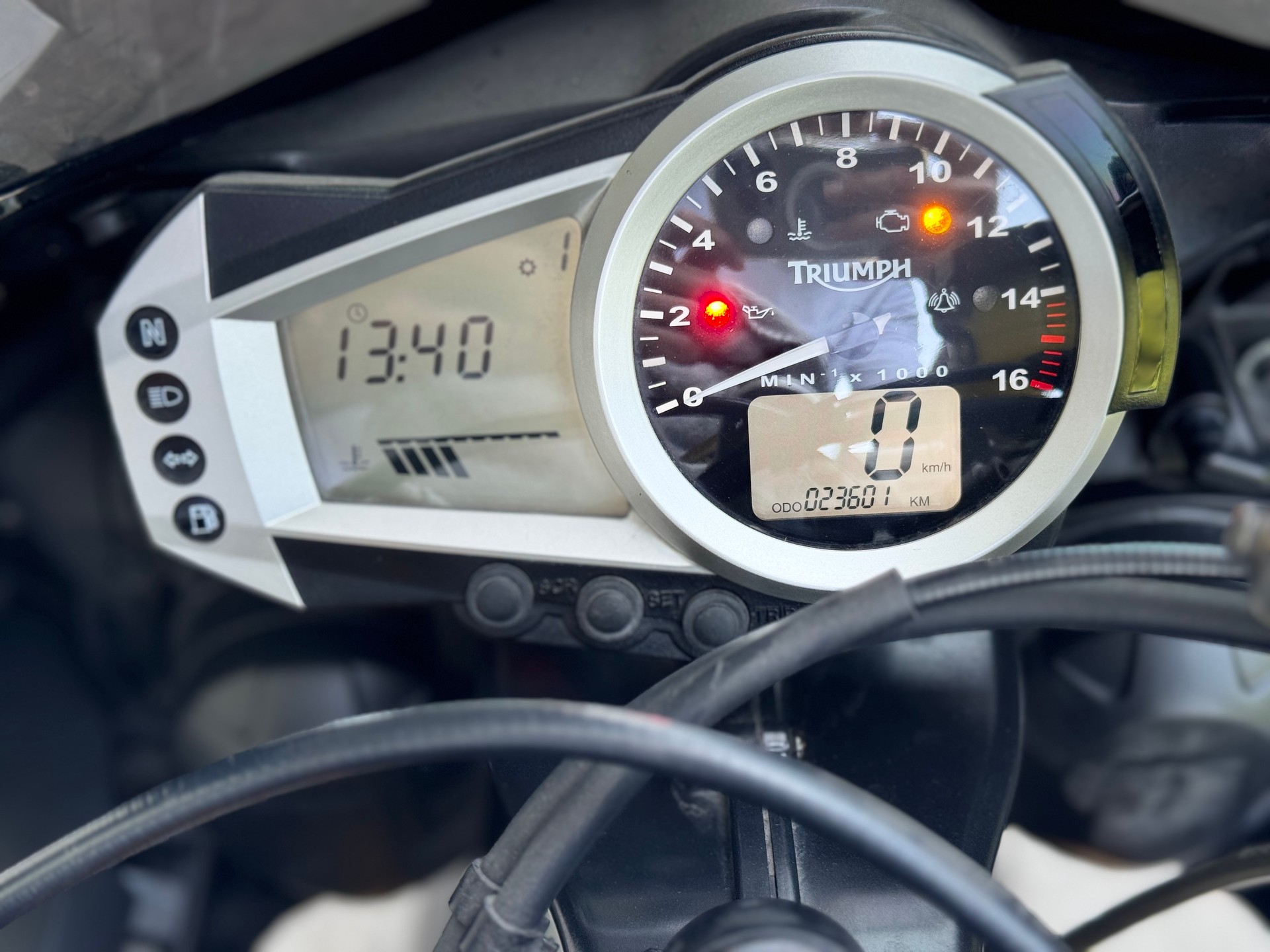 TRIUMPH Daytona 675-image-10