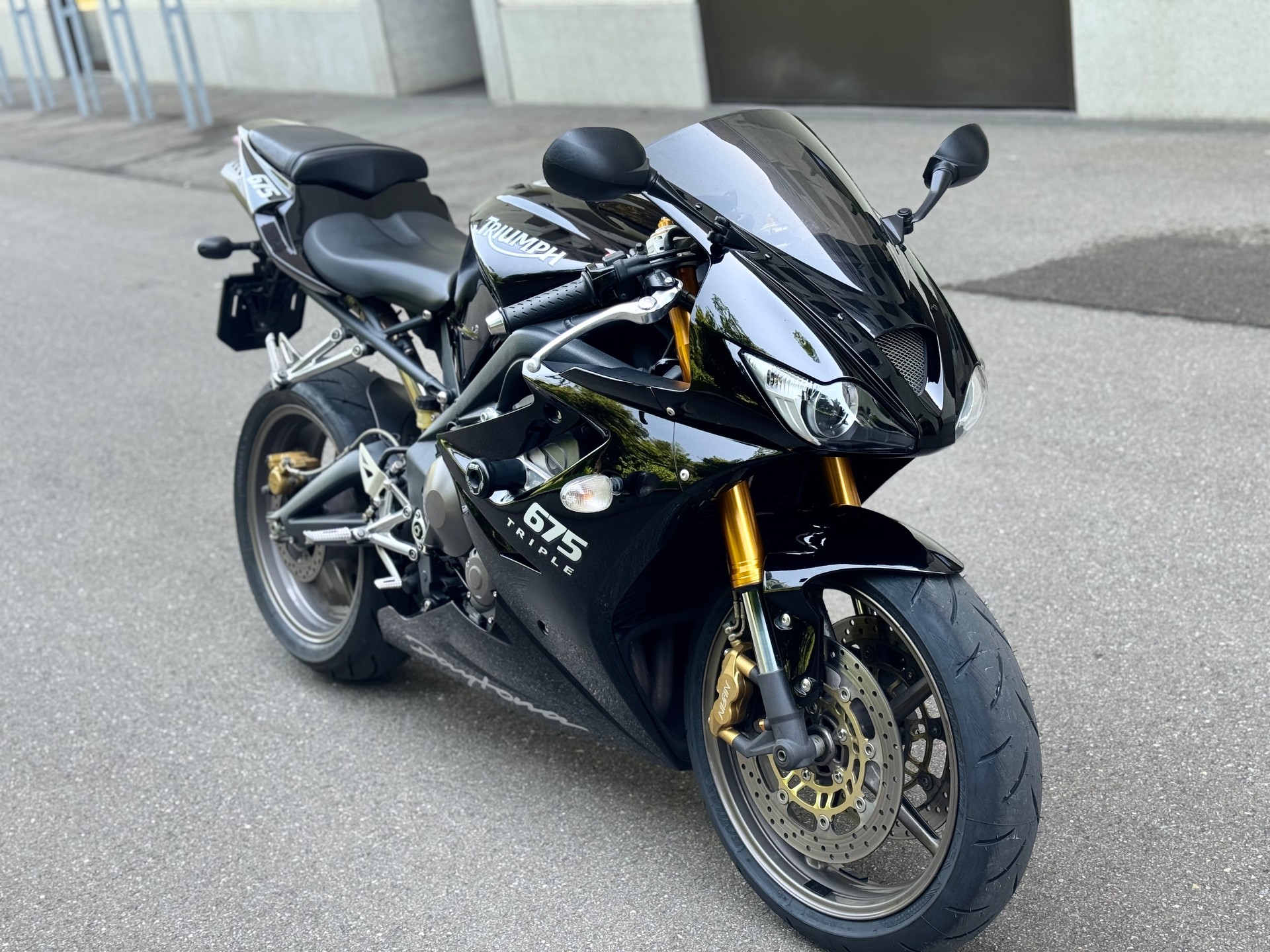 TRIUMPH Daytona 675-image-2