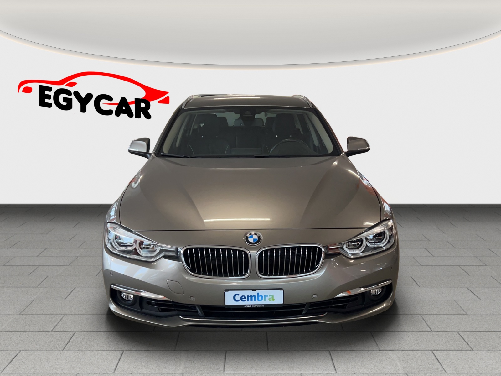 BMW 330i xDrive Touring Luxury Line Steptronic-image-0