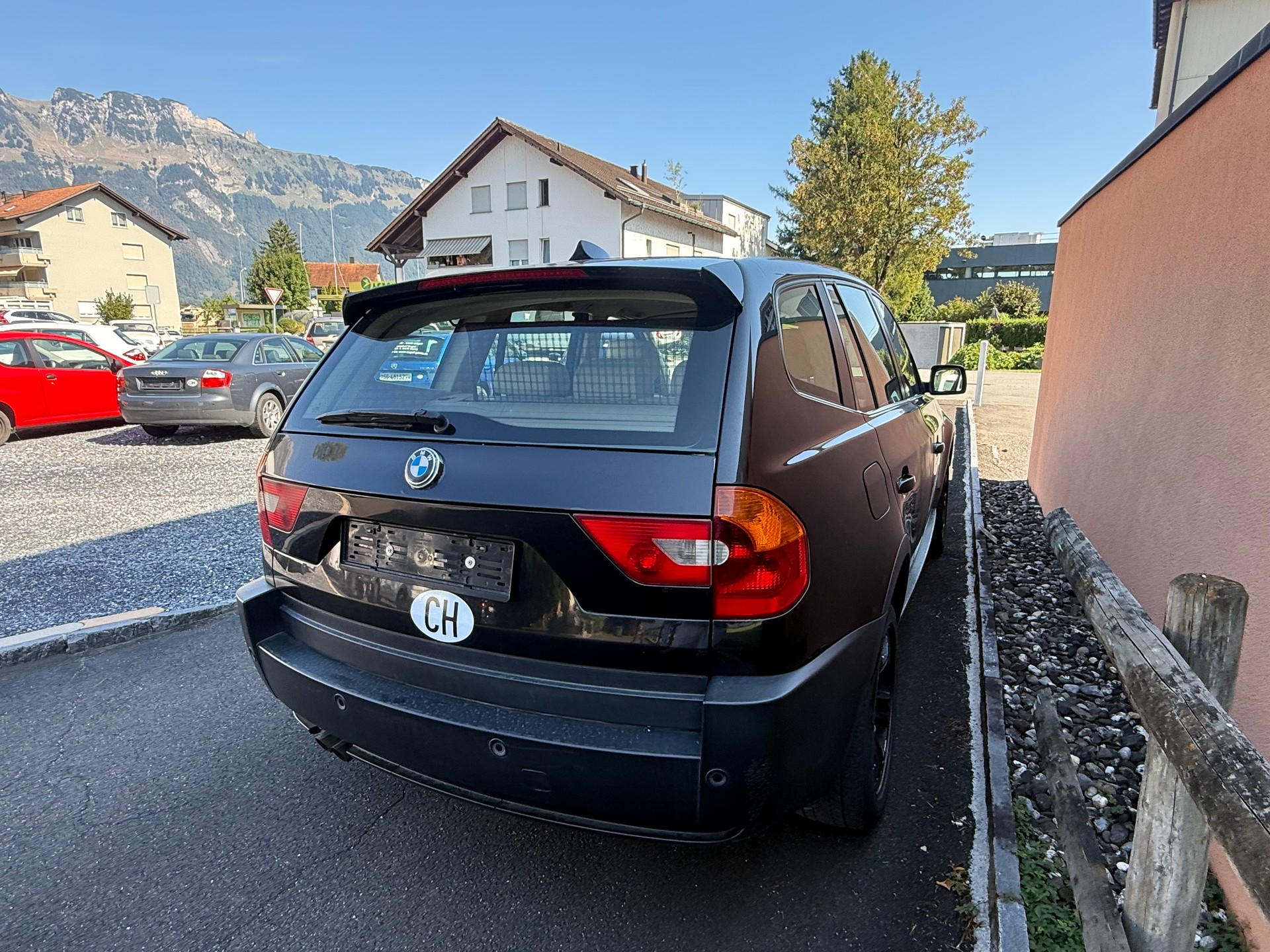 BMW X3 3.0i-image-5