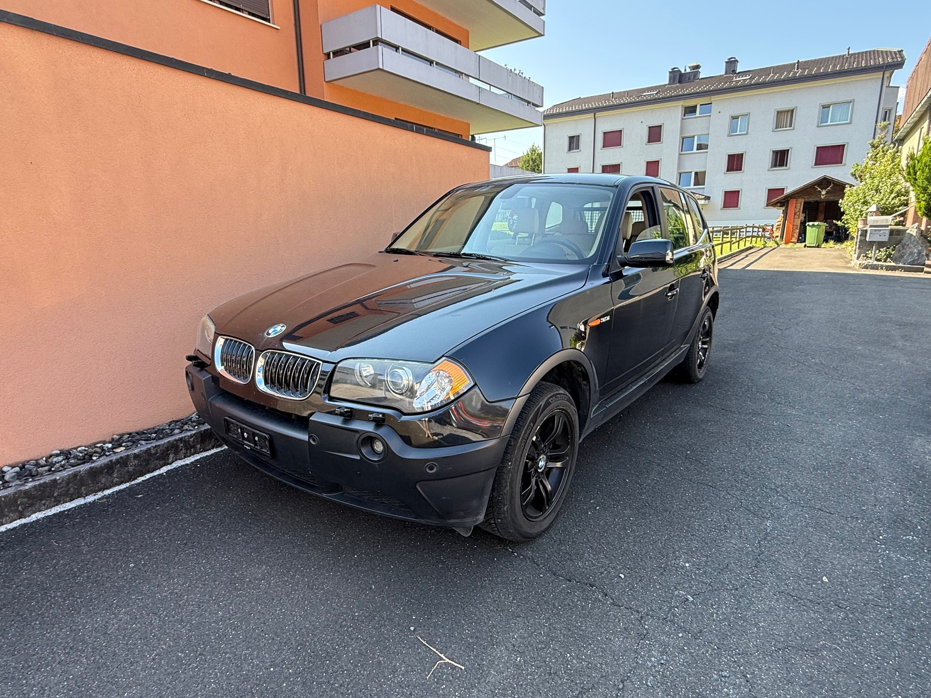 BMW X3 3.0i-image-1