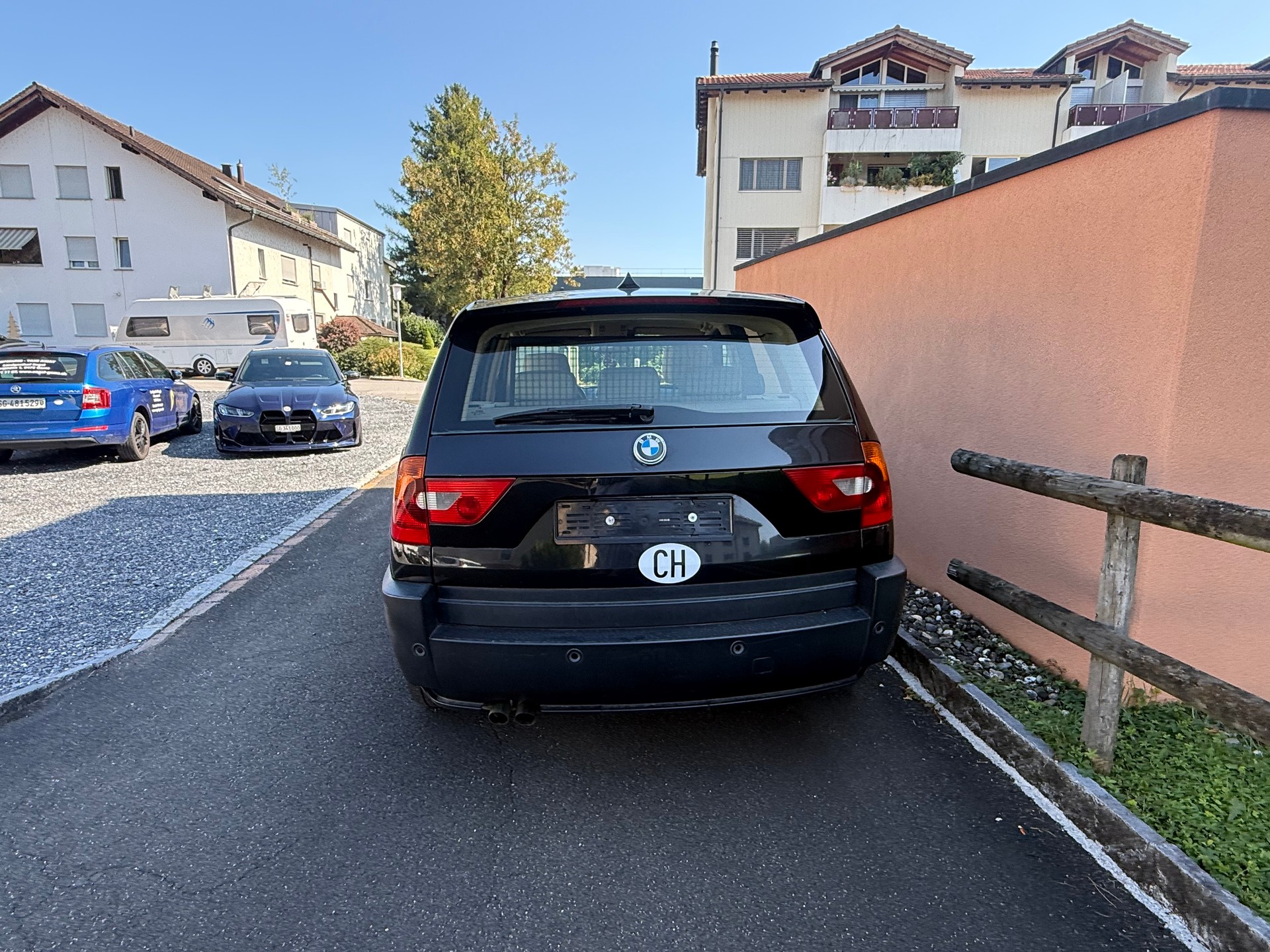 BMW X3 3.0i-image-4