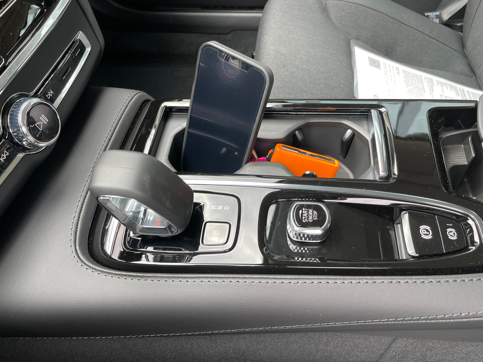 VOLVO V90 T6 eAWD Plug in Hybrid Core Geartronic-image-23