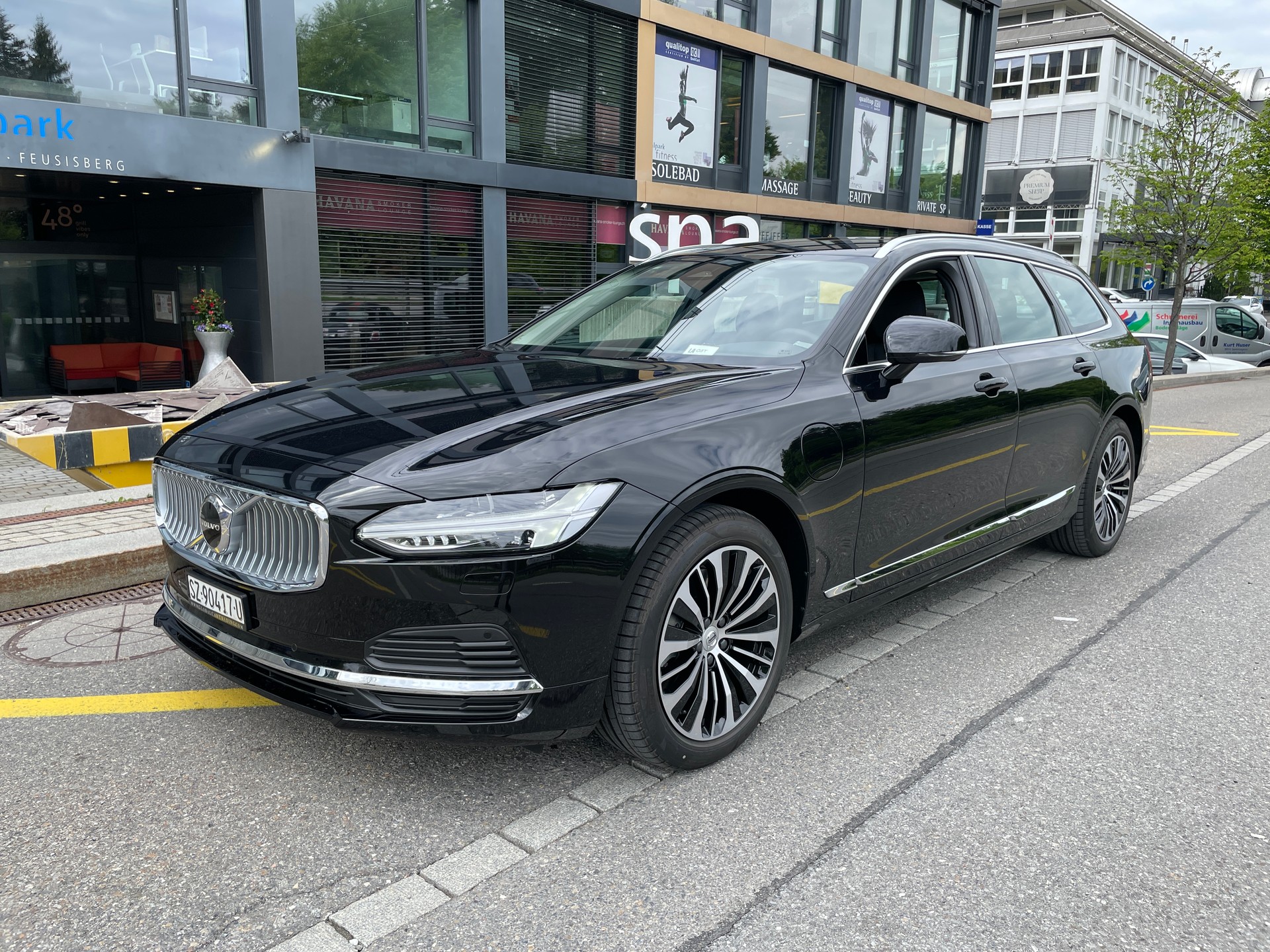 VOLVO V90 T6 eAWD Plug in Hybrid Core Geartronic-image-0