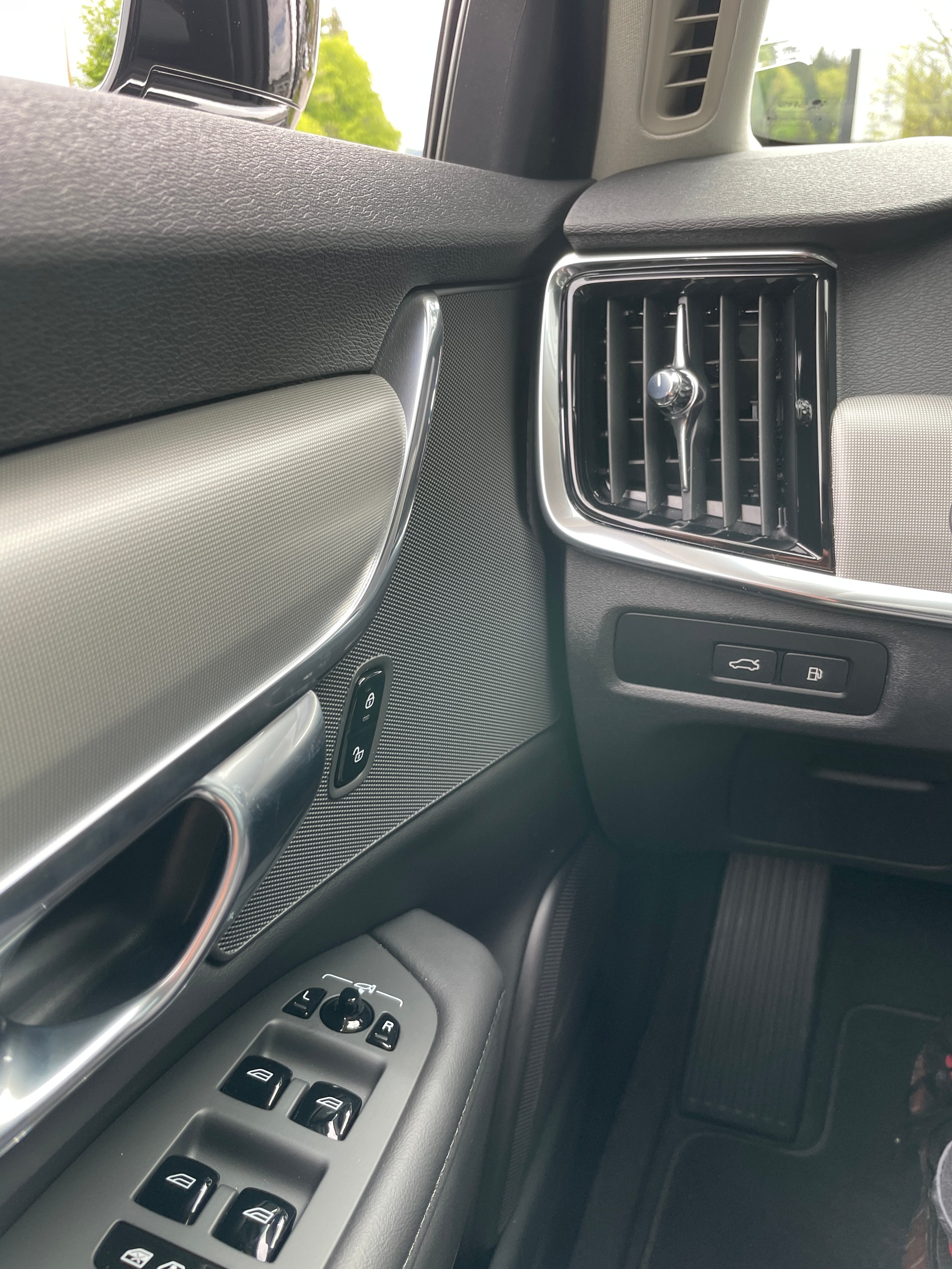 VOLVO V90 T6 eAWD Plug in Hybrid Core Geartronic-image-24
