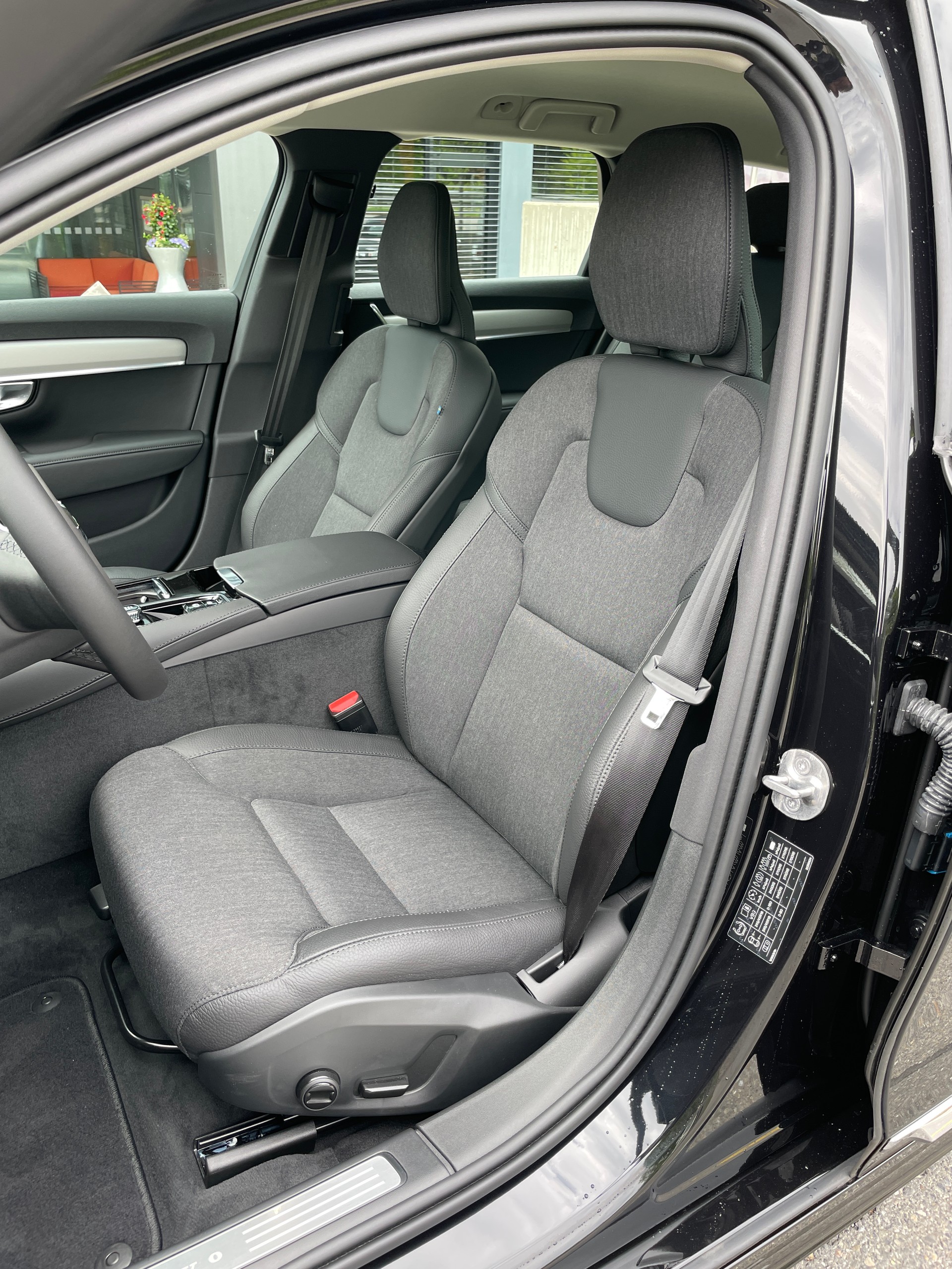 VOLVO V90 T6 eAWD Plug in Hybrid Core Geartronic-image-13