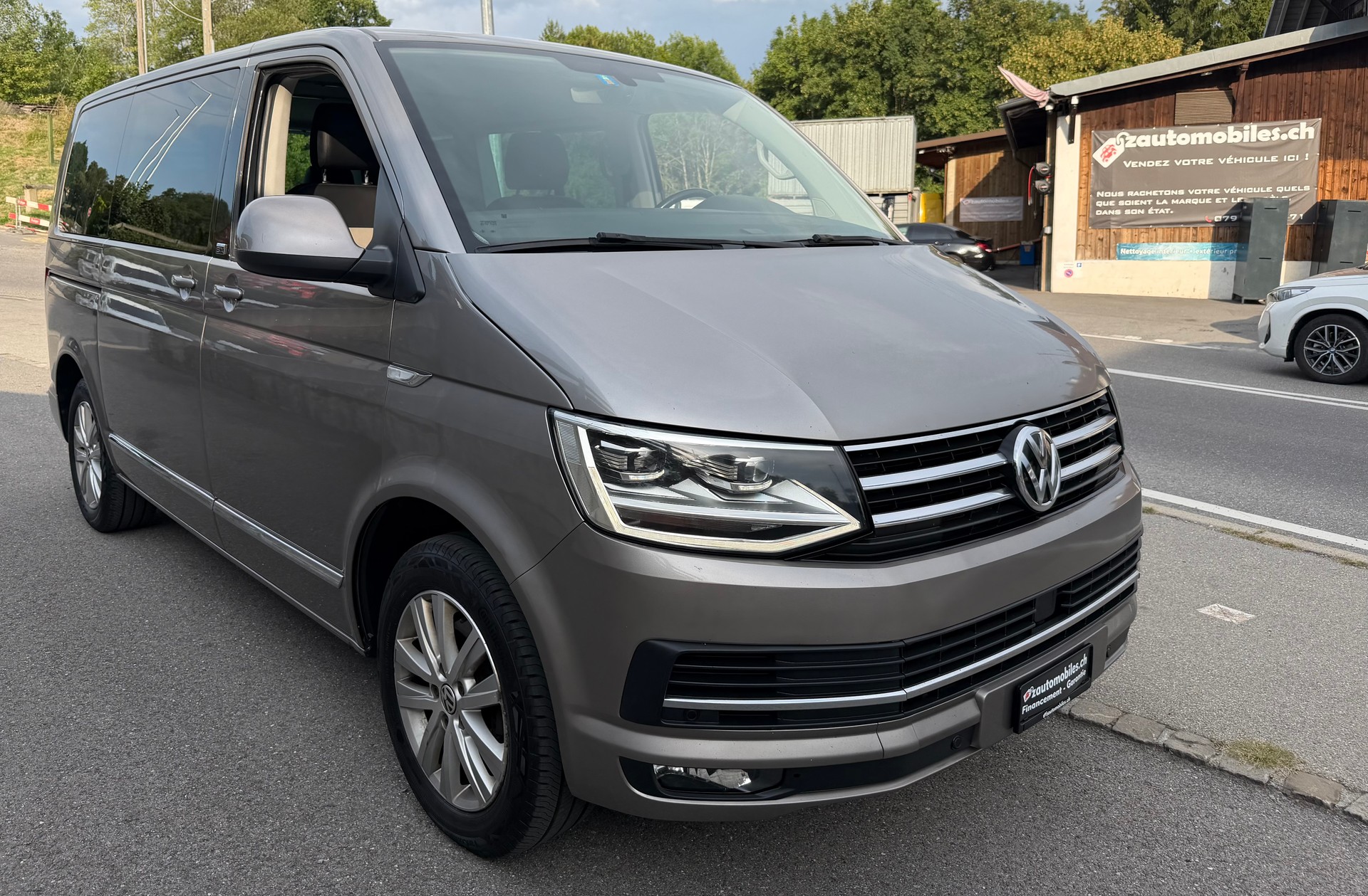 VW T6 Multivan 2.0 TDI Generation Six-image-0