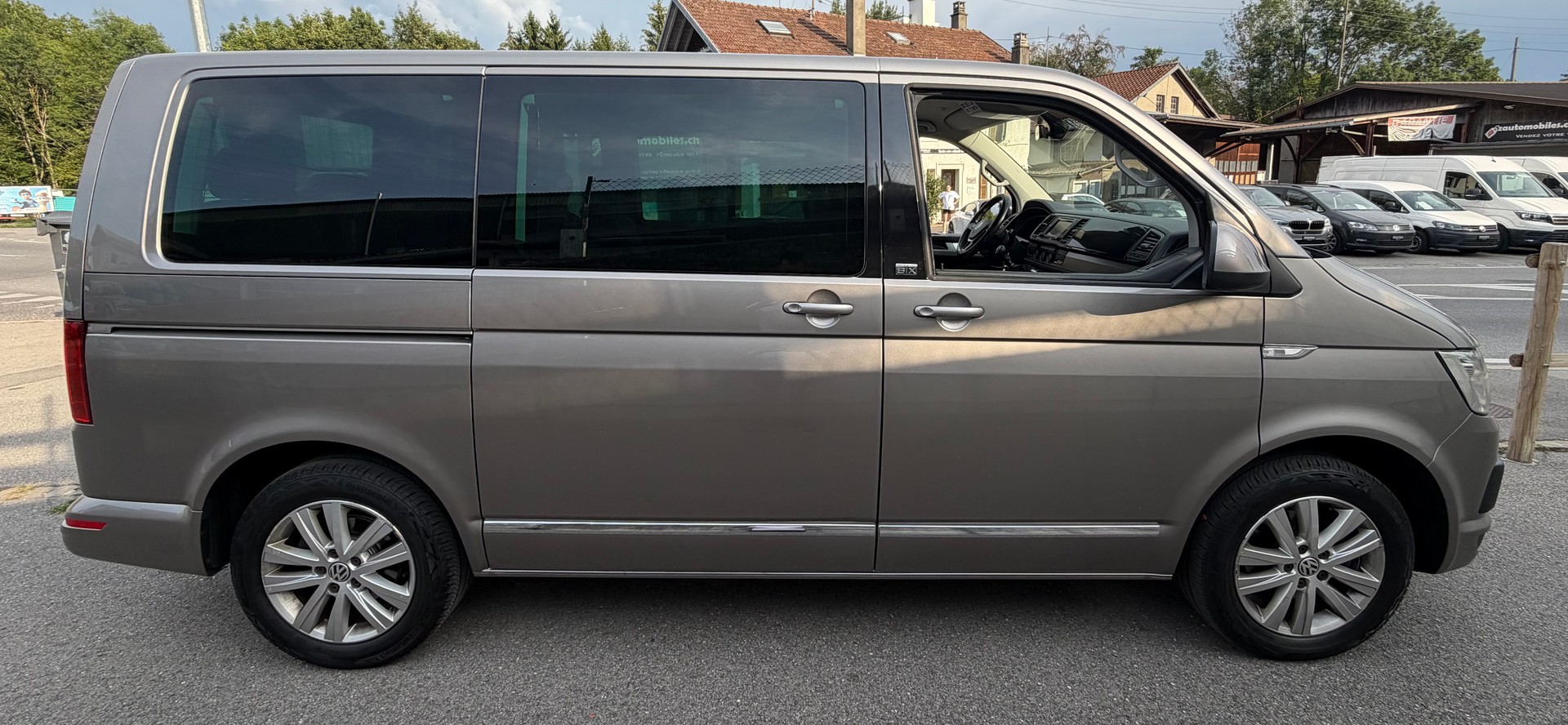VW T6 Multivan 2.0 TDI Generation Six-image-5