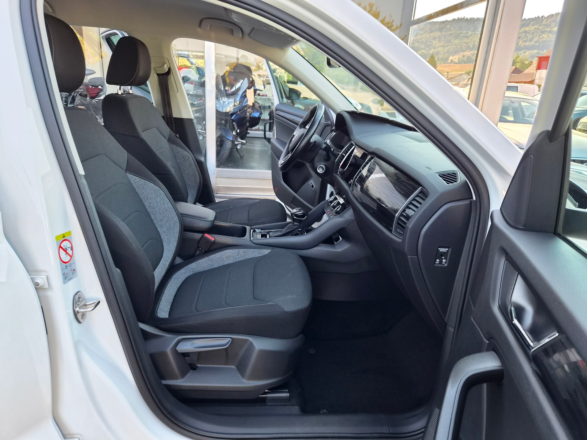 SKODA Kodiaq 2.0 TDI Drive DSG 4x4-image-9