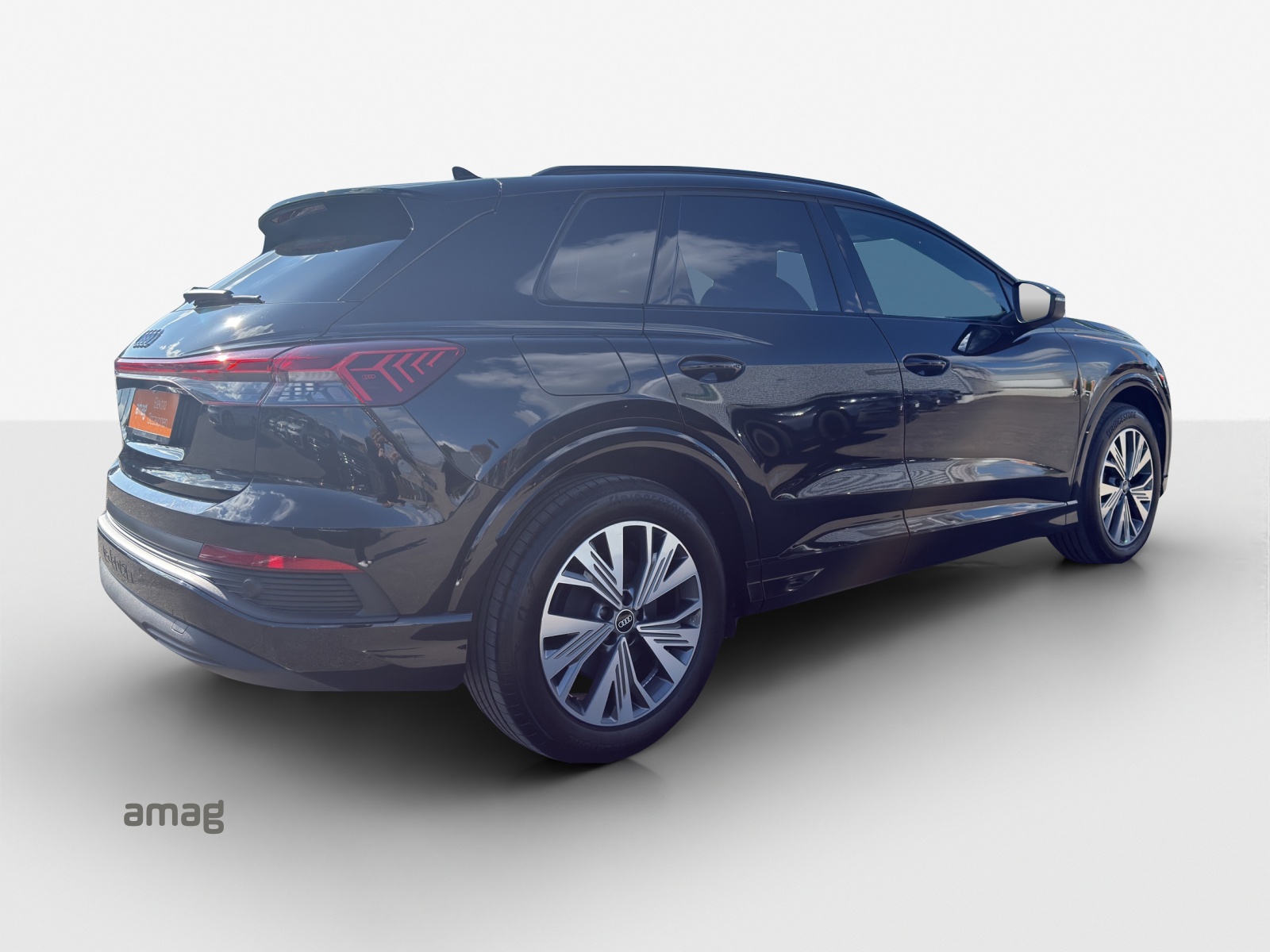 AUDI Q4 e-tron 35-image-5