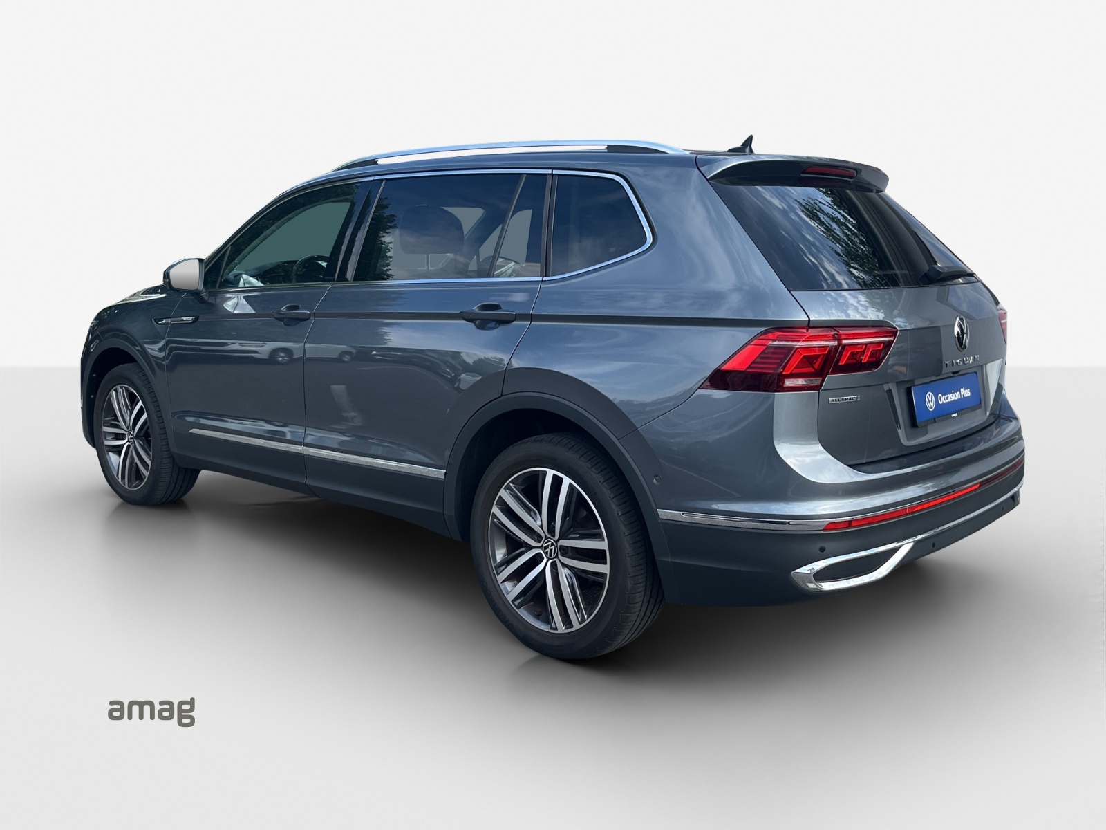 VW Tiguan Allspace 2.0TSI Elegance 4Motion DSG-image-2
