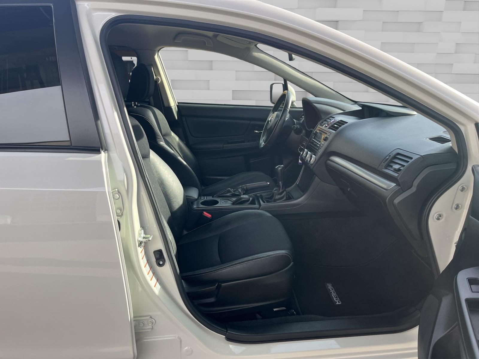 SUBARU Impreza Wagon 1.6i Swiss Two-image-12