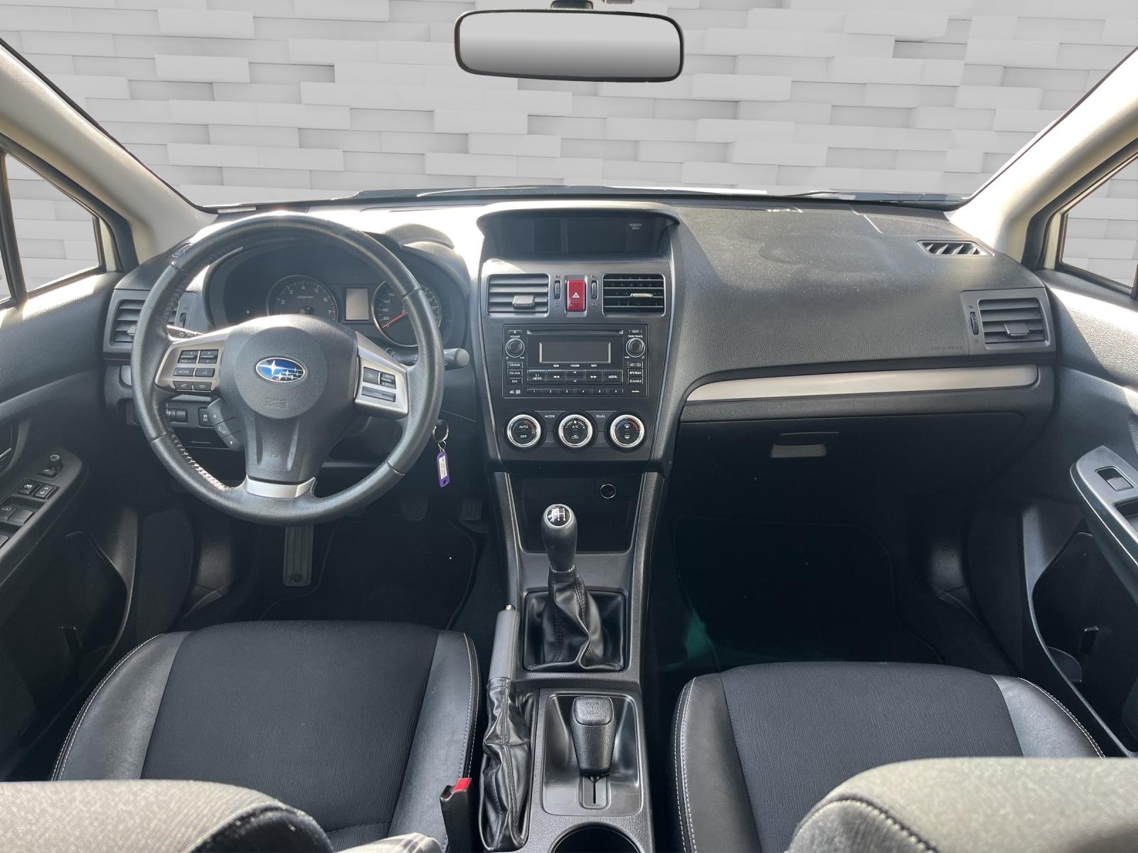 SUBARU Impreza Wagon 1.6i Swiss Two-image-14