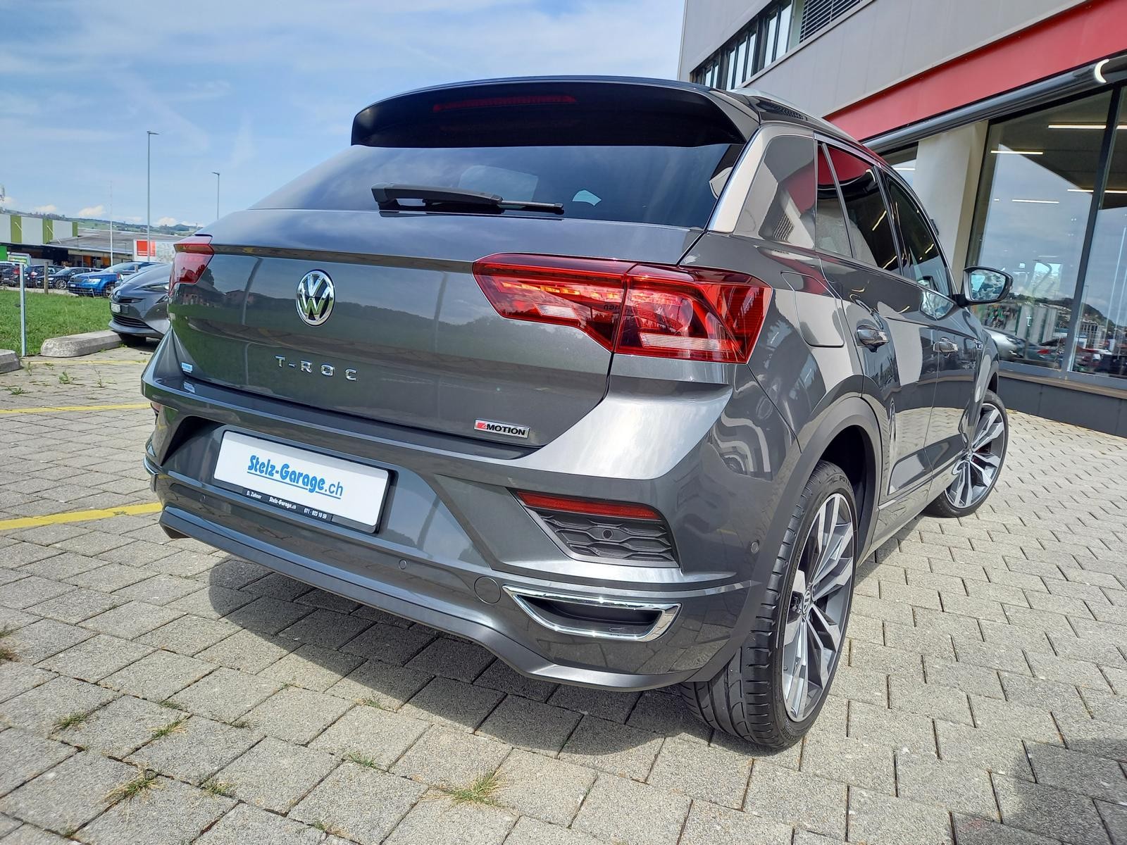 VW T-Roc 2.0 TSI Sport *R-LINE* DSG 4Motion-showroom-element-1
