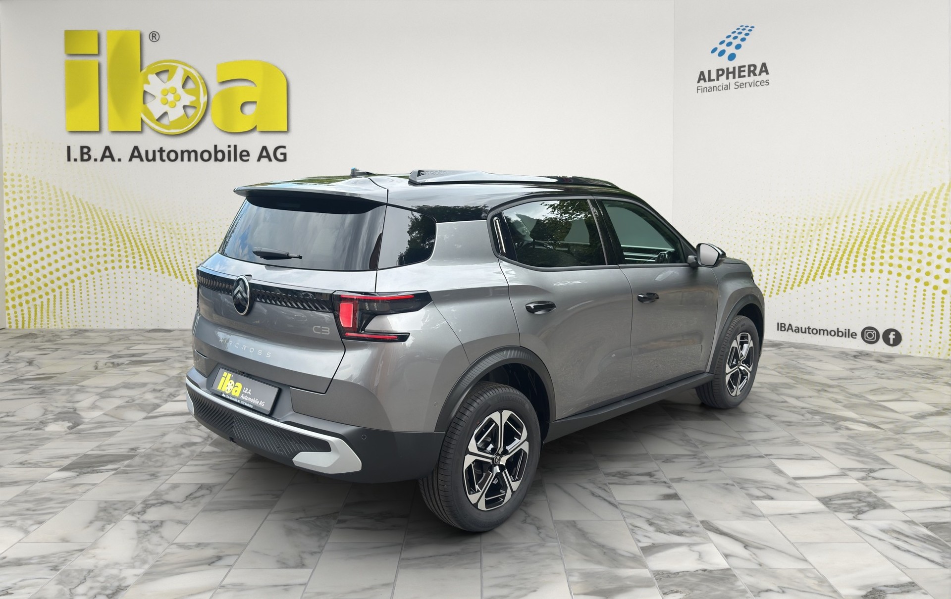 CITROEN C3 Aircross 1.2i MH Max Aut. 7 Sitze!-image-4