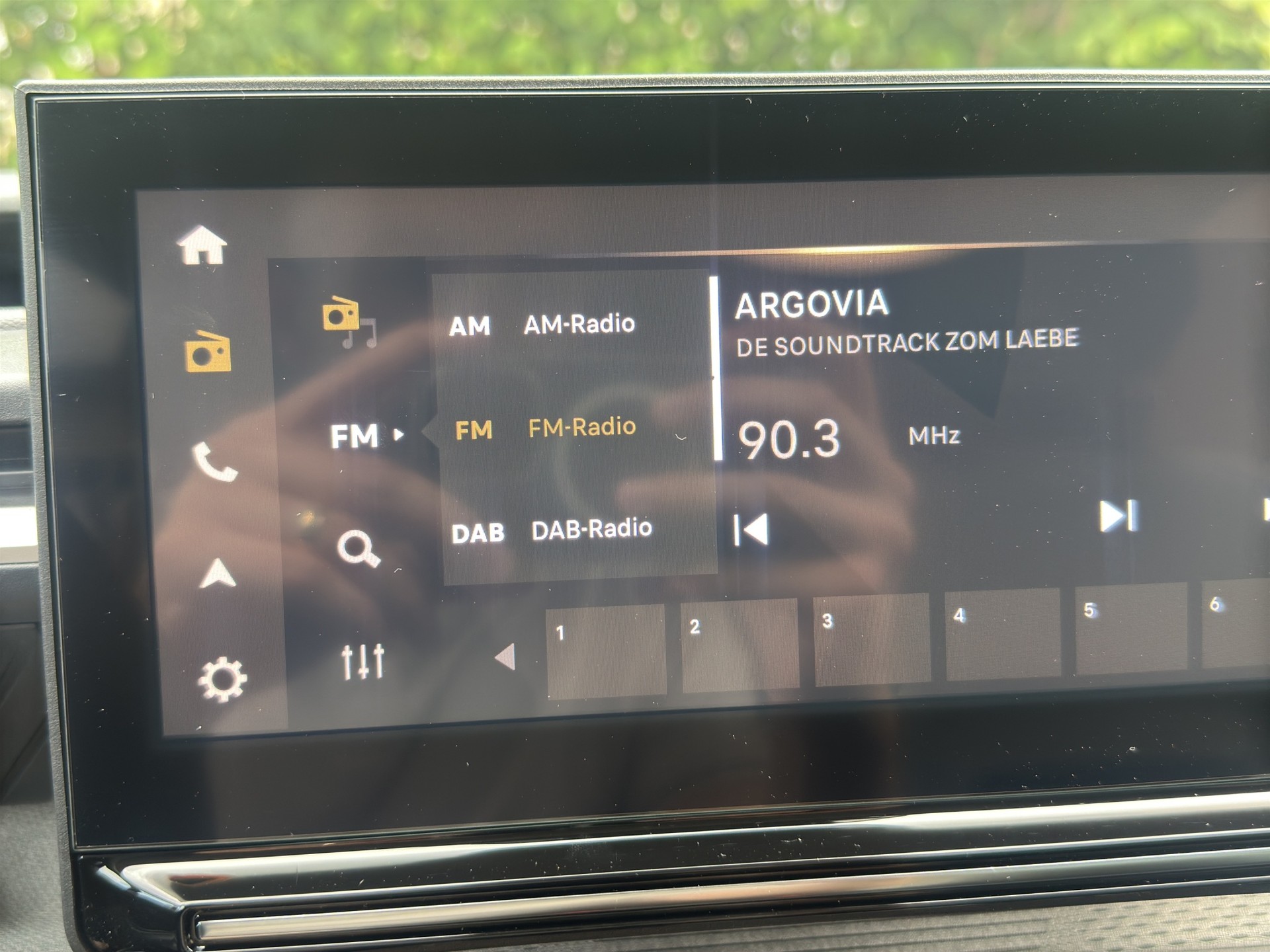 CITROEN C3 Aircross 1.2i MH Max Aut. 7 Sitze!-image-17