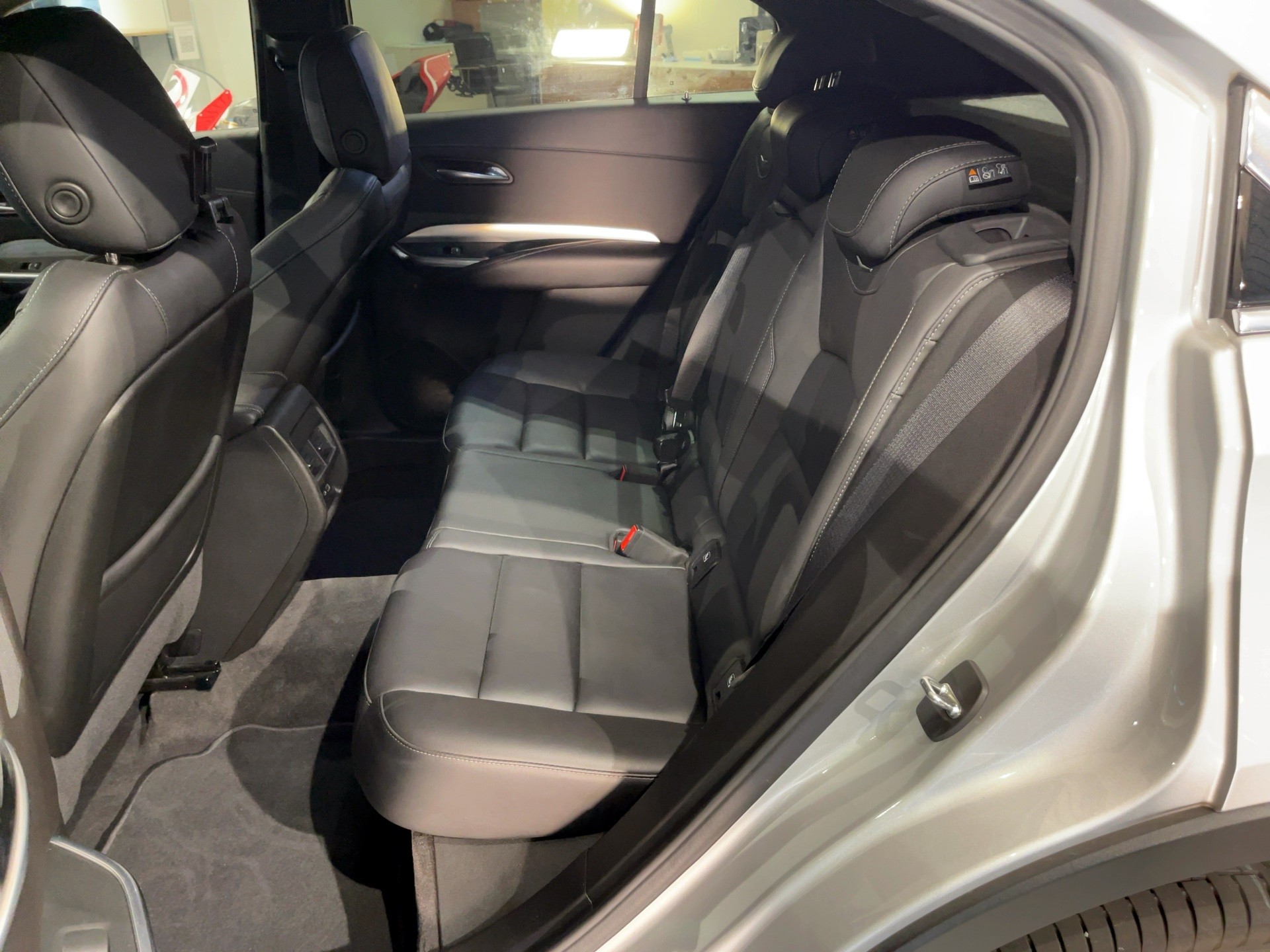 CADILLAC XT4 350D 2.0 Premium Luxury AWD Automat-image-7