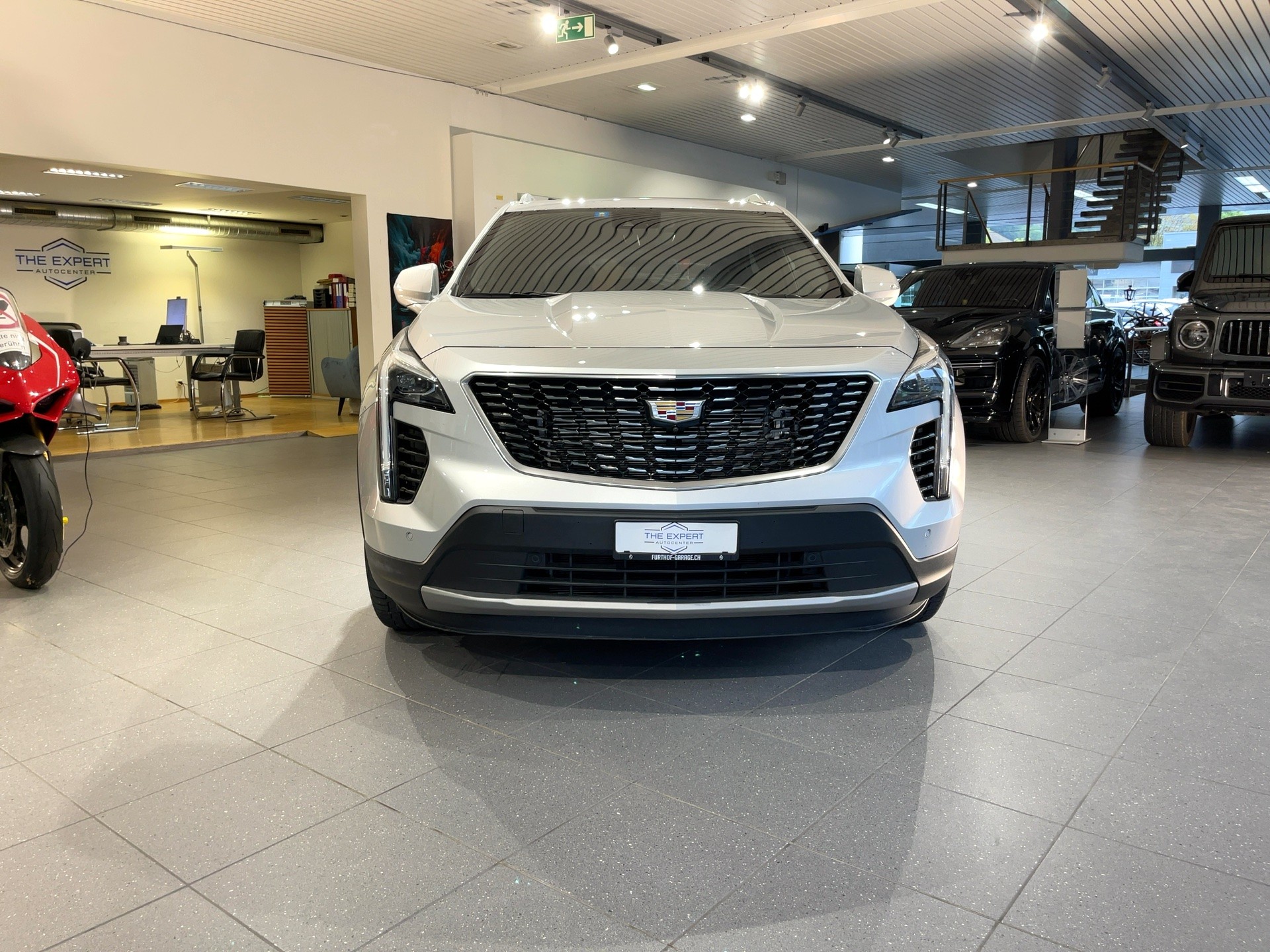 CADILLAC XT4 350D 2.0 Premium Luxury AWD Automat-image-1