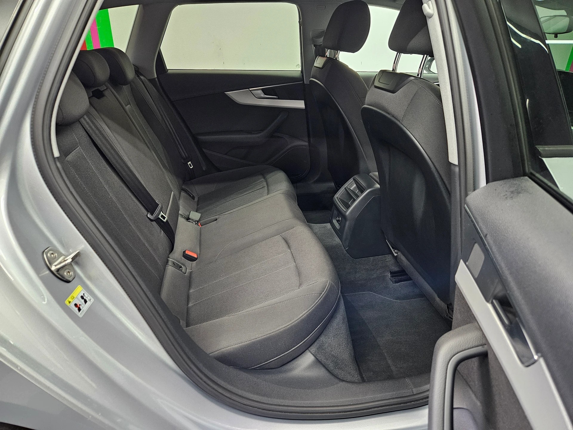 AUDI A4 Avant 35 TDI advanced S-tronic-image-11