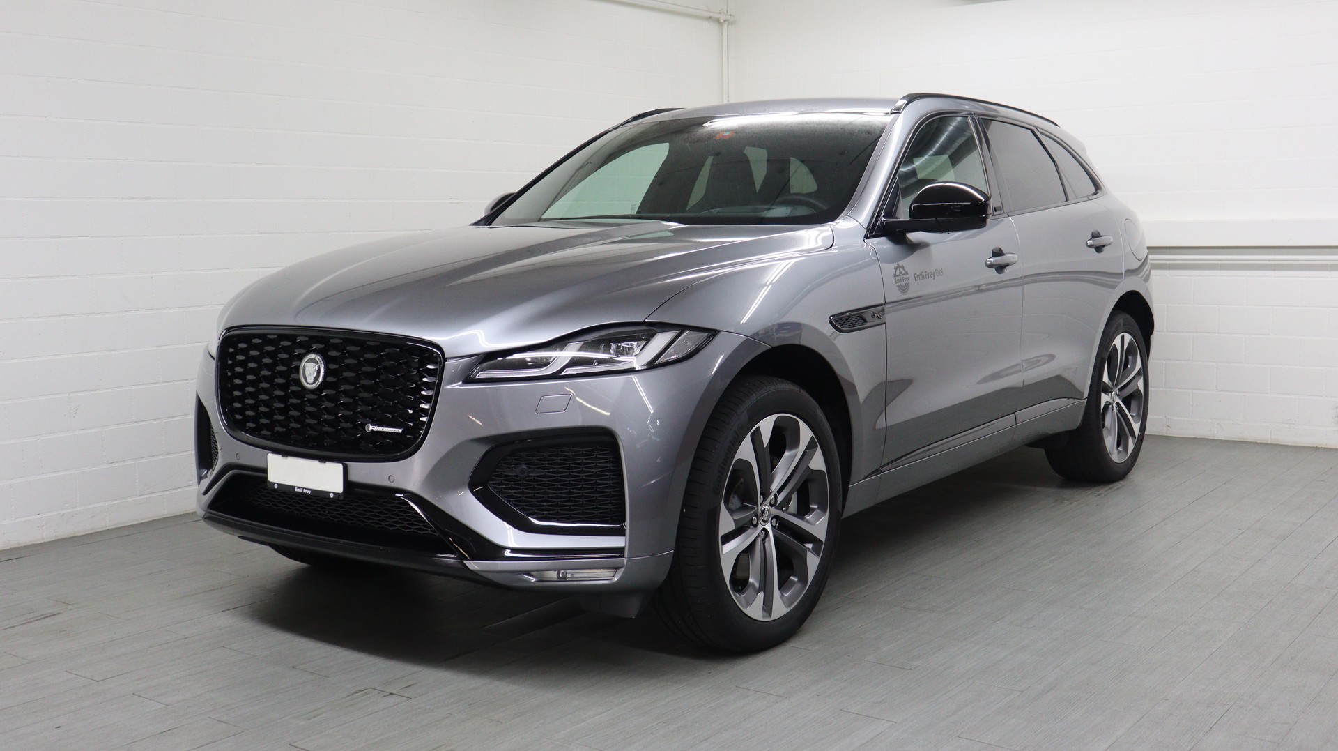 JAGUAR F-Pace 2.0 P400e R-Dynamic SE AWD-image-1