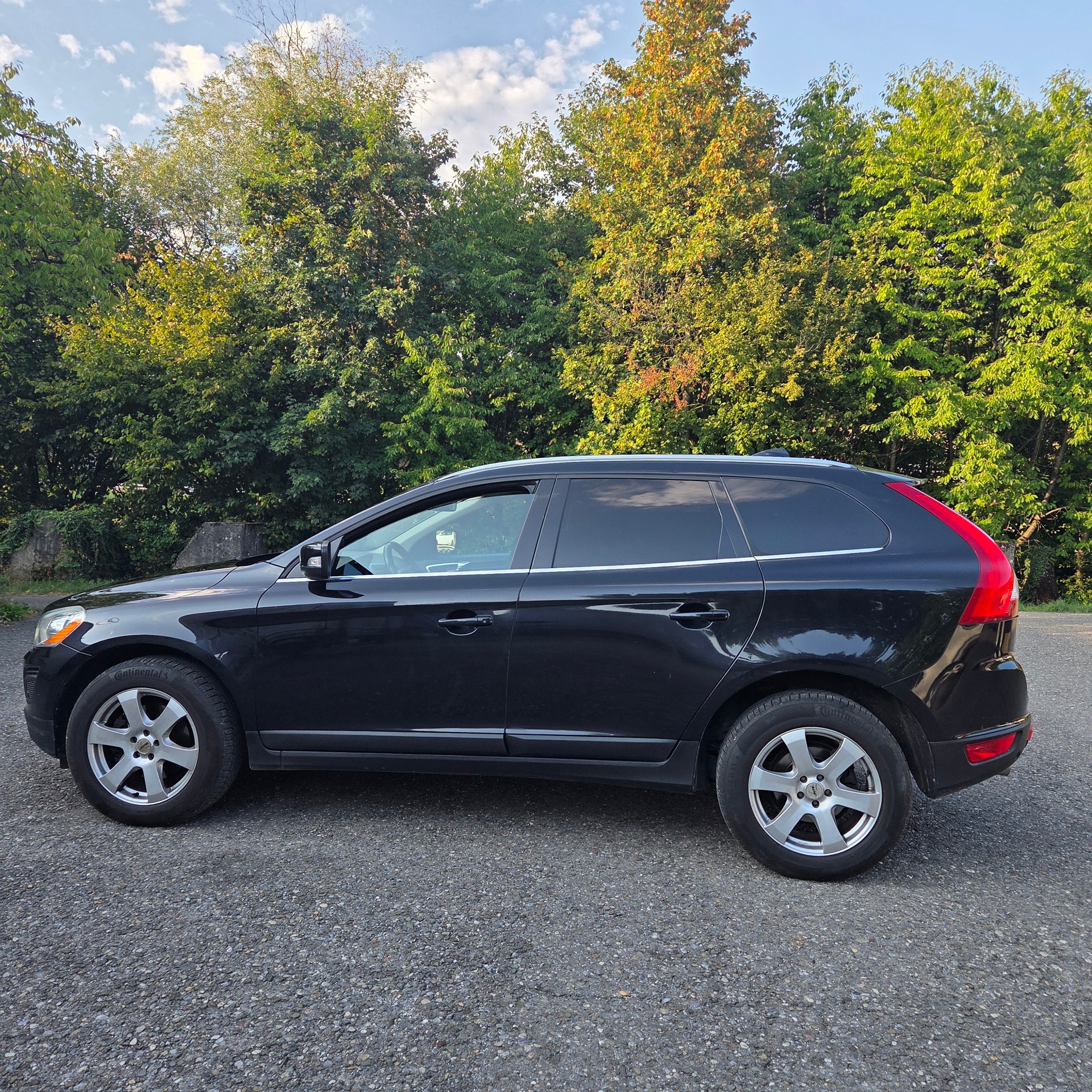 VOLVO XC60 D5 AWD Summum Geartronic-image-6