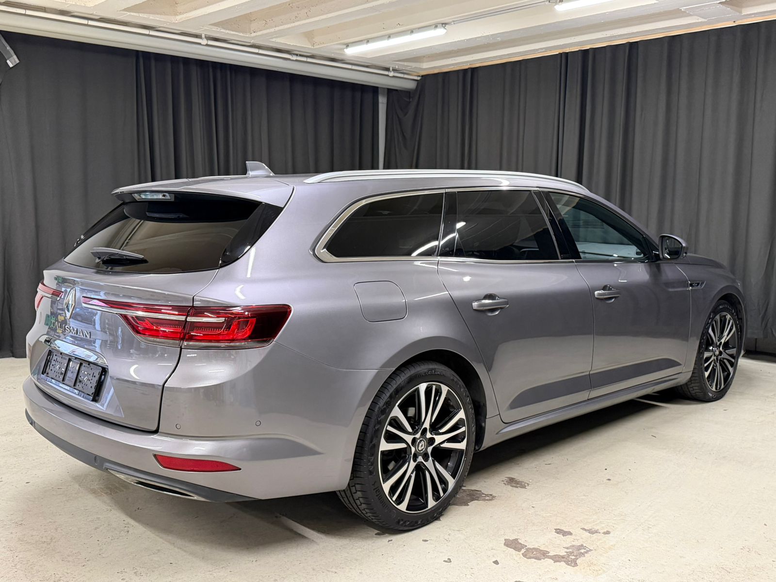 RENAULT Talisman Grandtour 2.0 Blue dCi Initiale Paris EDC-image-2