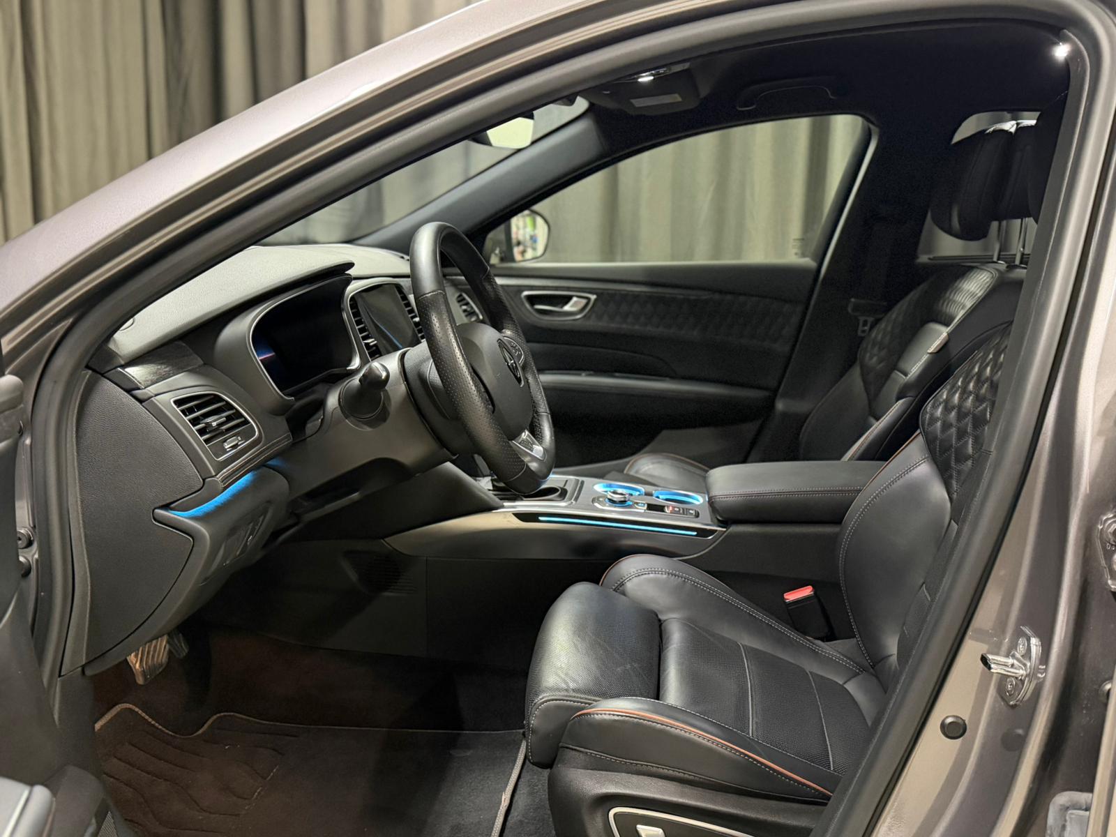 RENAULT Talisman Grandtour 2.0 Blue dCi Initiale Paris EDC-image-7
