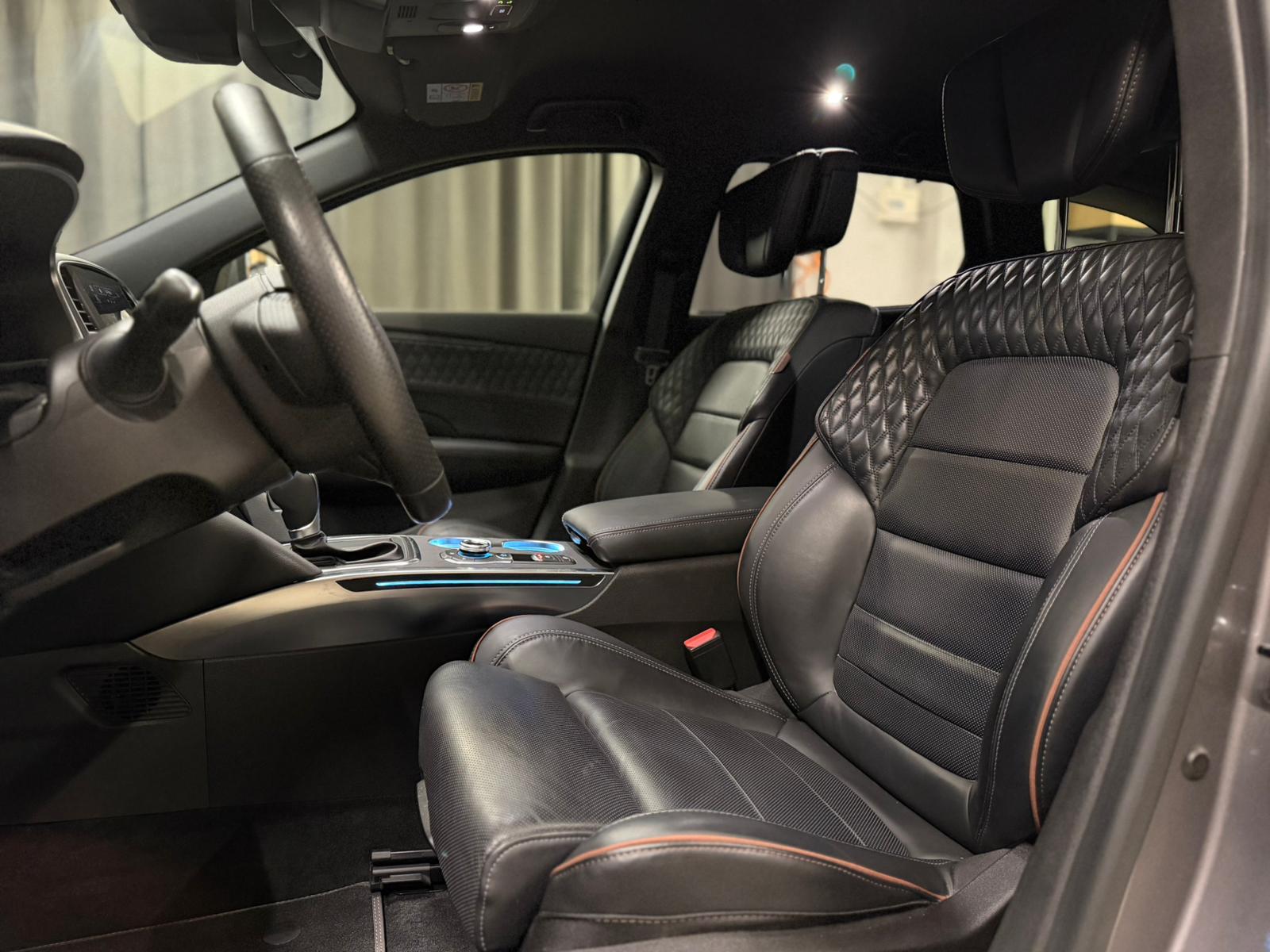 RENAULT Talisman Grandtour 2.0 Blue dCi Initiale Paris EDC-image-6