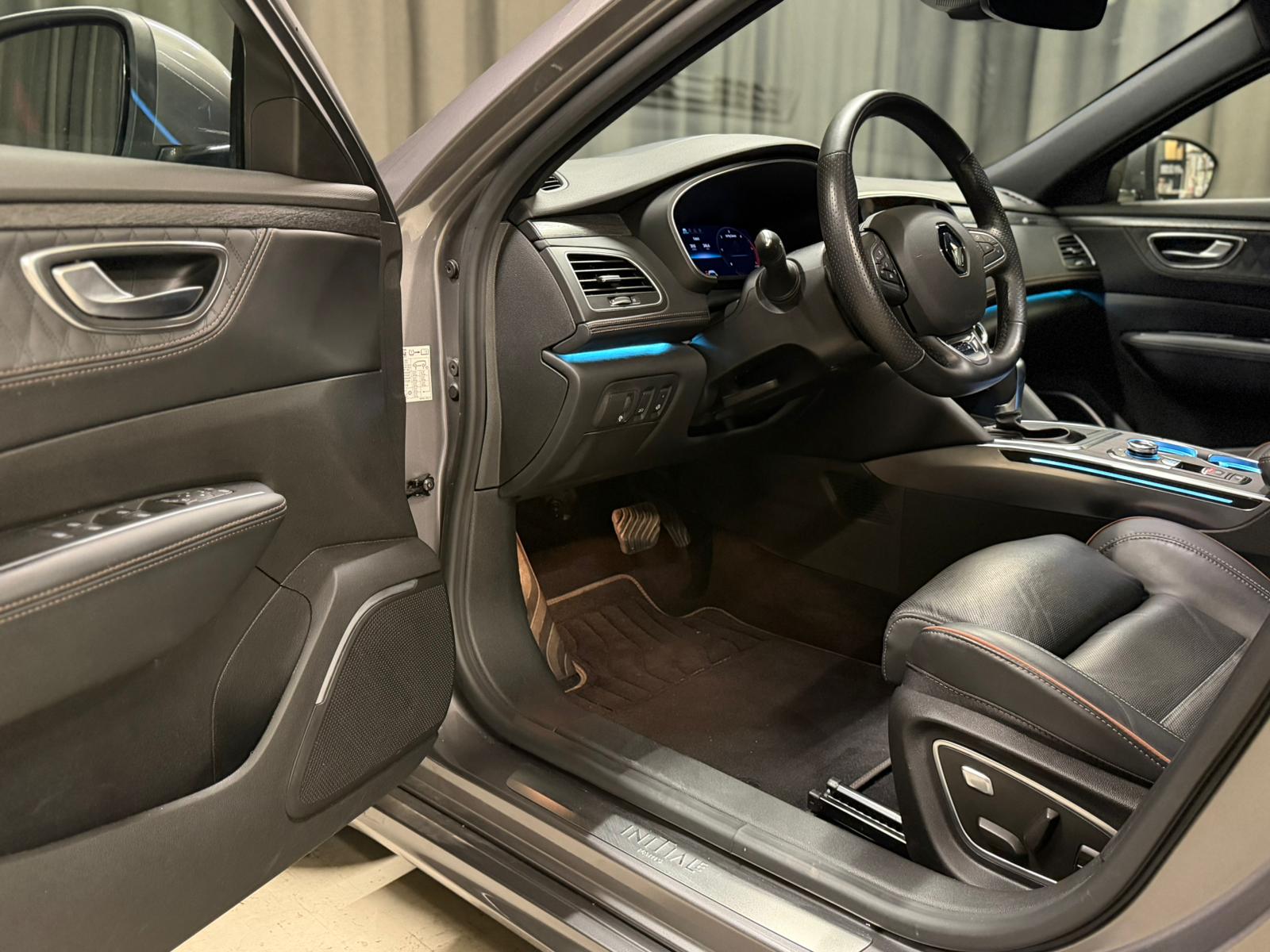 RENAULT Talisman Grandtour 2.0 Blue dCi Initiale Paris EDC-image-5