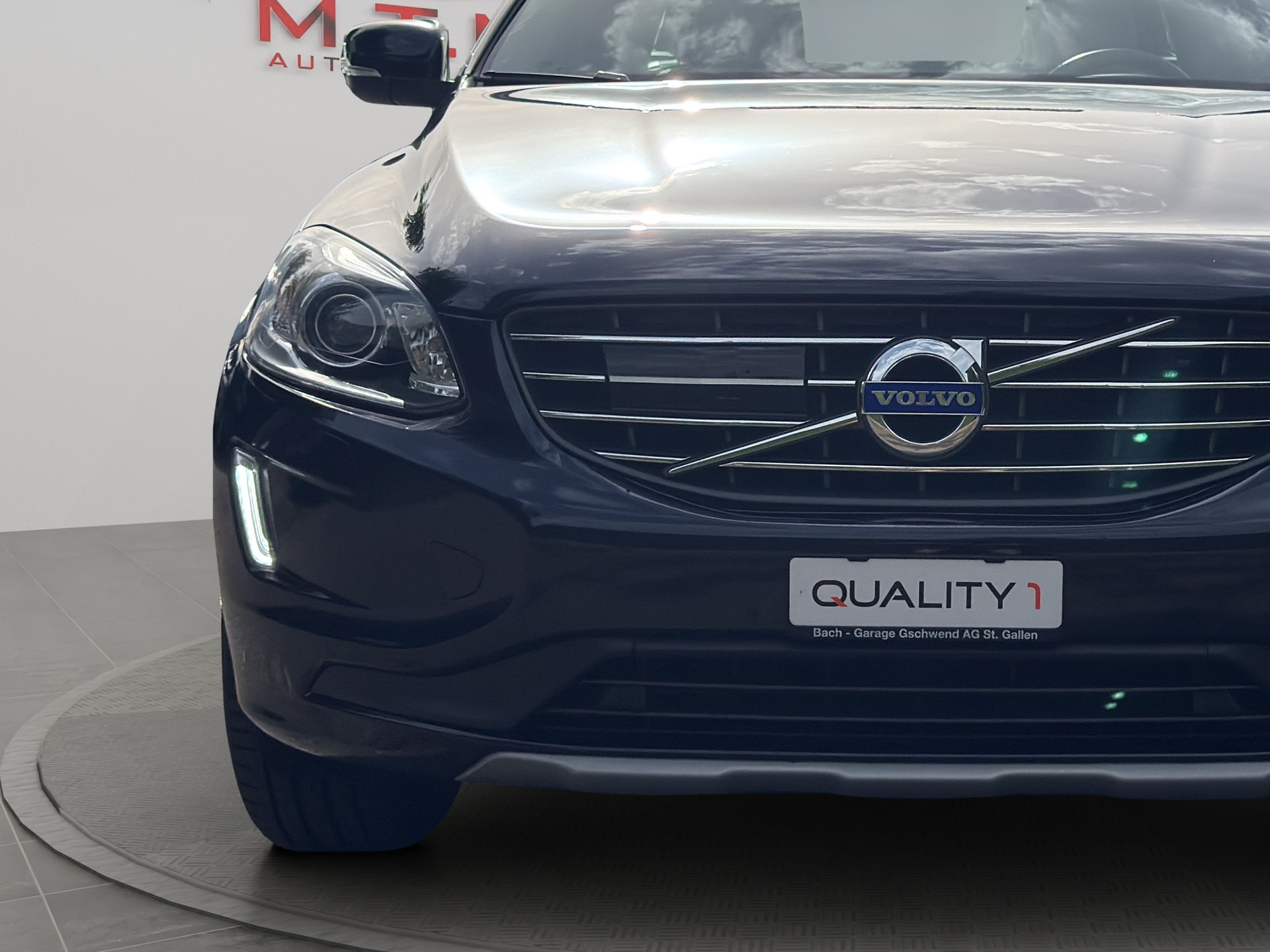 VOLVO XC60 D5 AWD Summum Geartronic-image-22