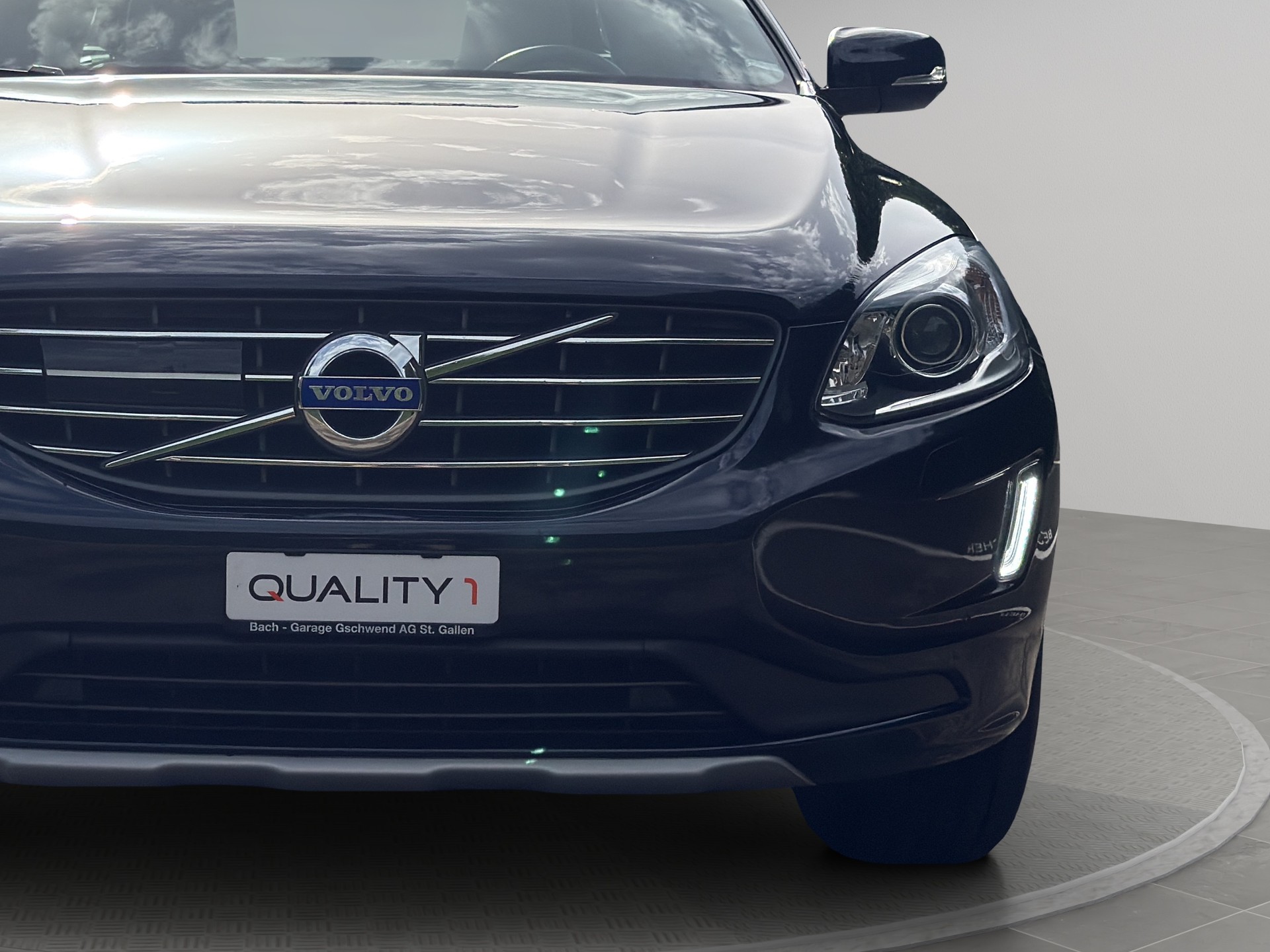 VOLVO XC60 D5 AWD Summum Geartronic-image-23