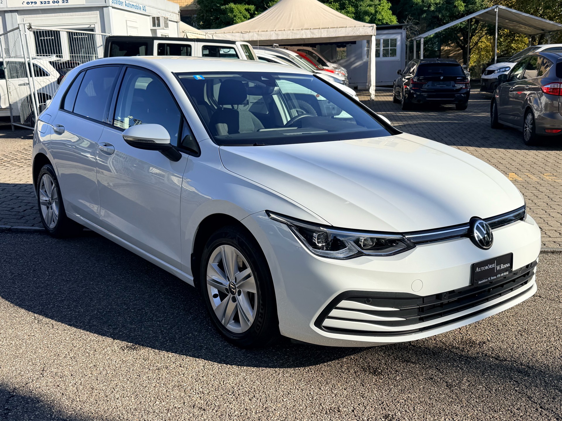 VW Golf 2.0 TDI Life DSG 4Motion-image-0