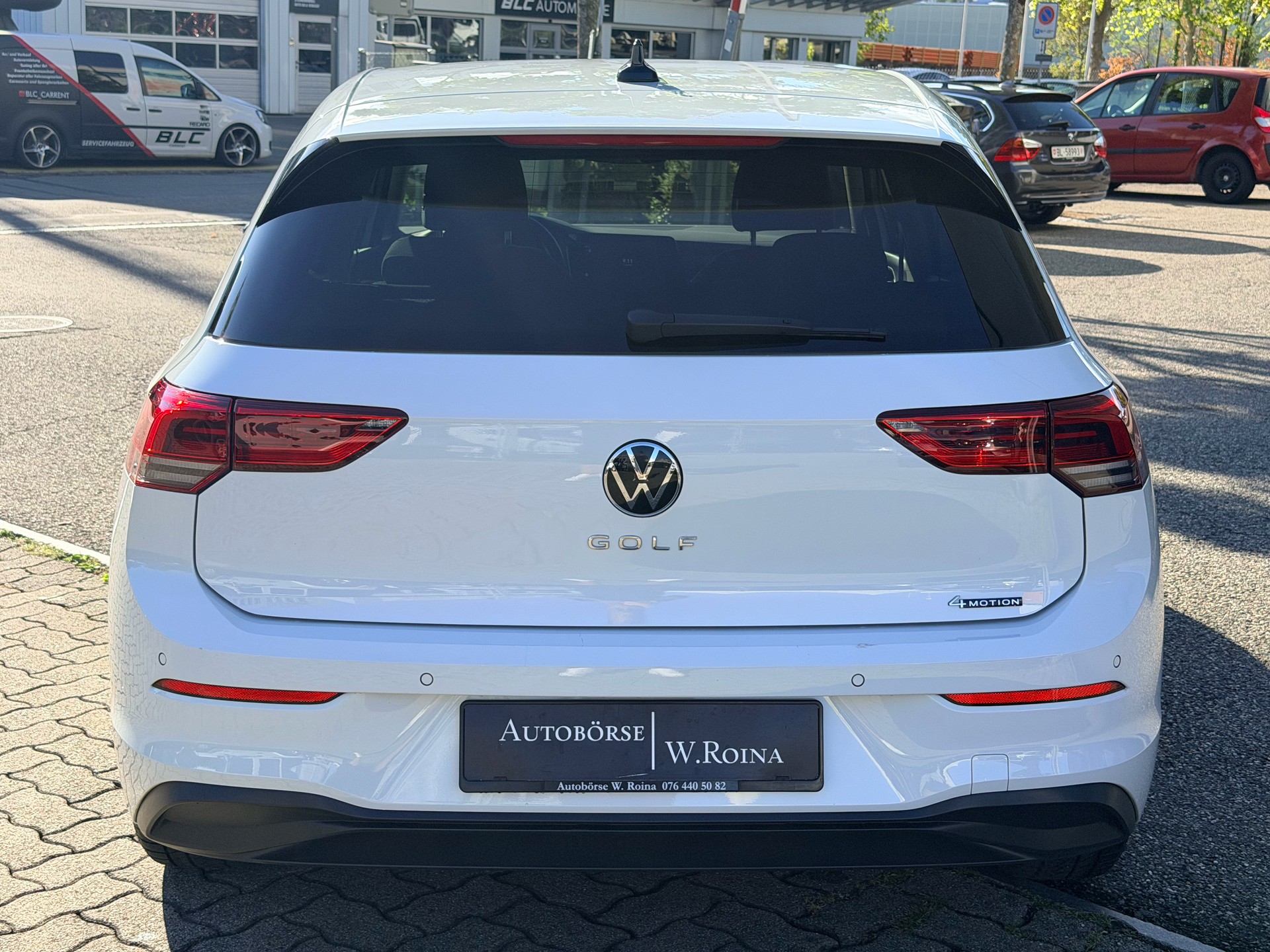 VW Golf 2.0 TDI Life DSG 4Motion-image-3