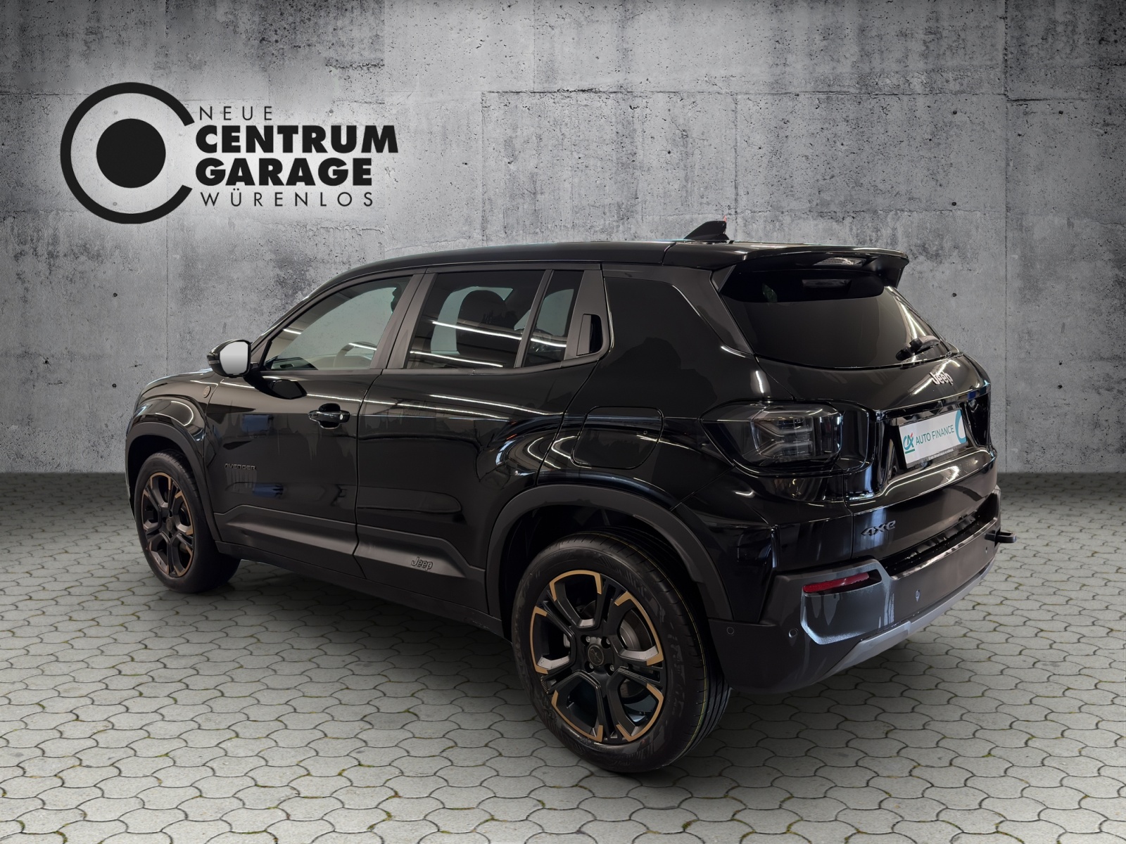 JEEP Avenger 1.2 MHEV 85th Anniversary Sky 4xe-image-5
