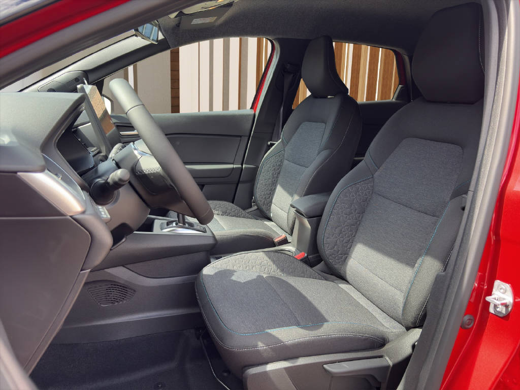 MITSUBISHI ASX 1.8 HEV Sport-image-8