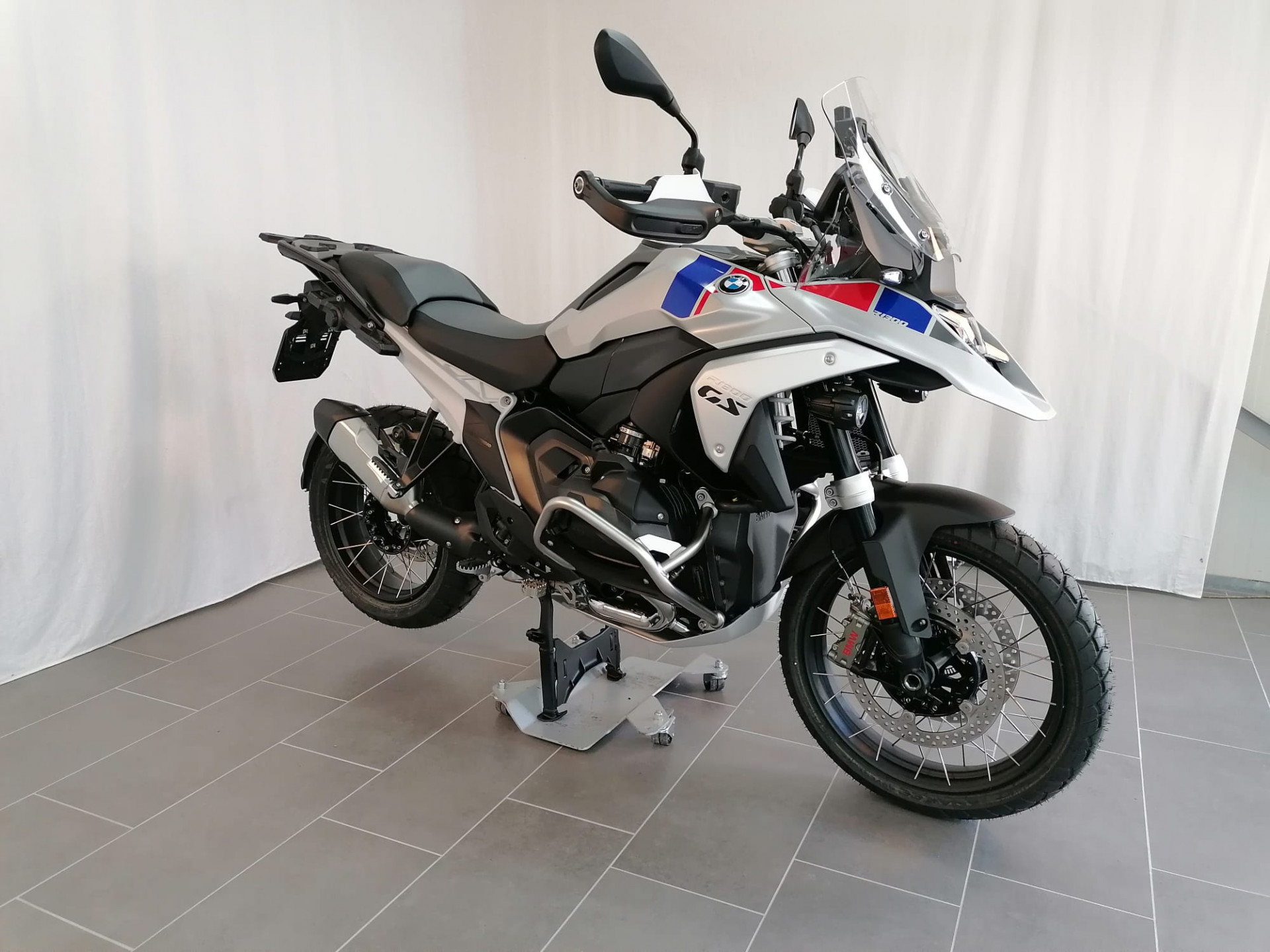 BMW R 1300 GS ASA Boxer Bonus CHF 1'500 für Verträge bis 30.09.26-showroom-element-1