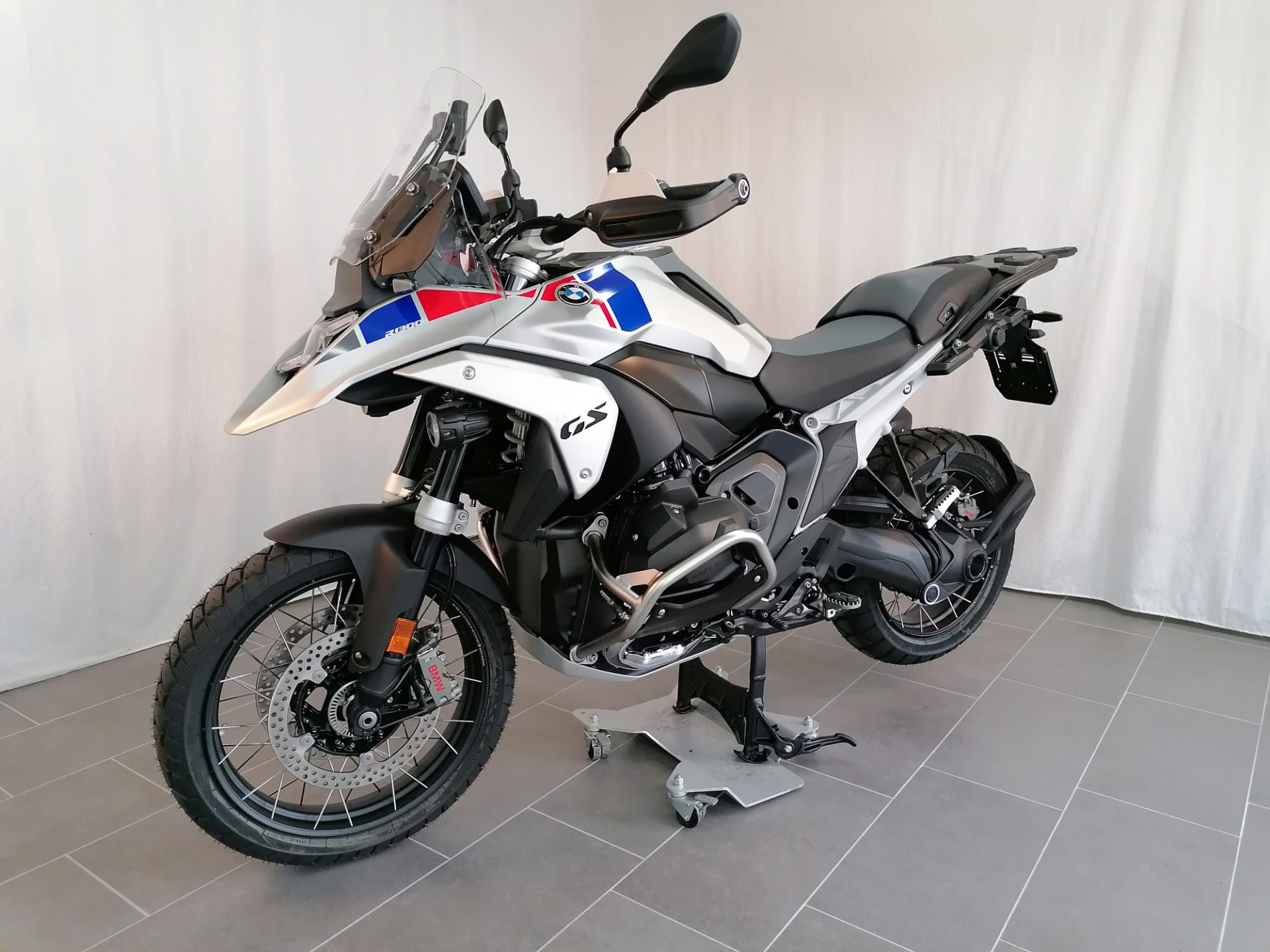 BMW R 1300 GS ASA Boxer Bonus CHF 1'500 für Verträge bis 30.09.26-showroom-element-2
