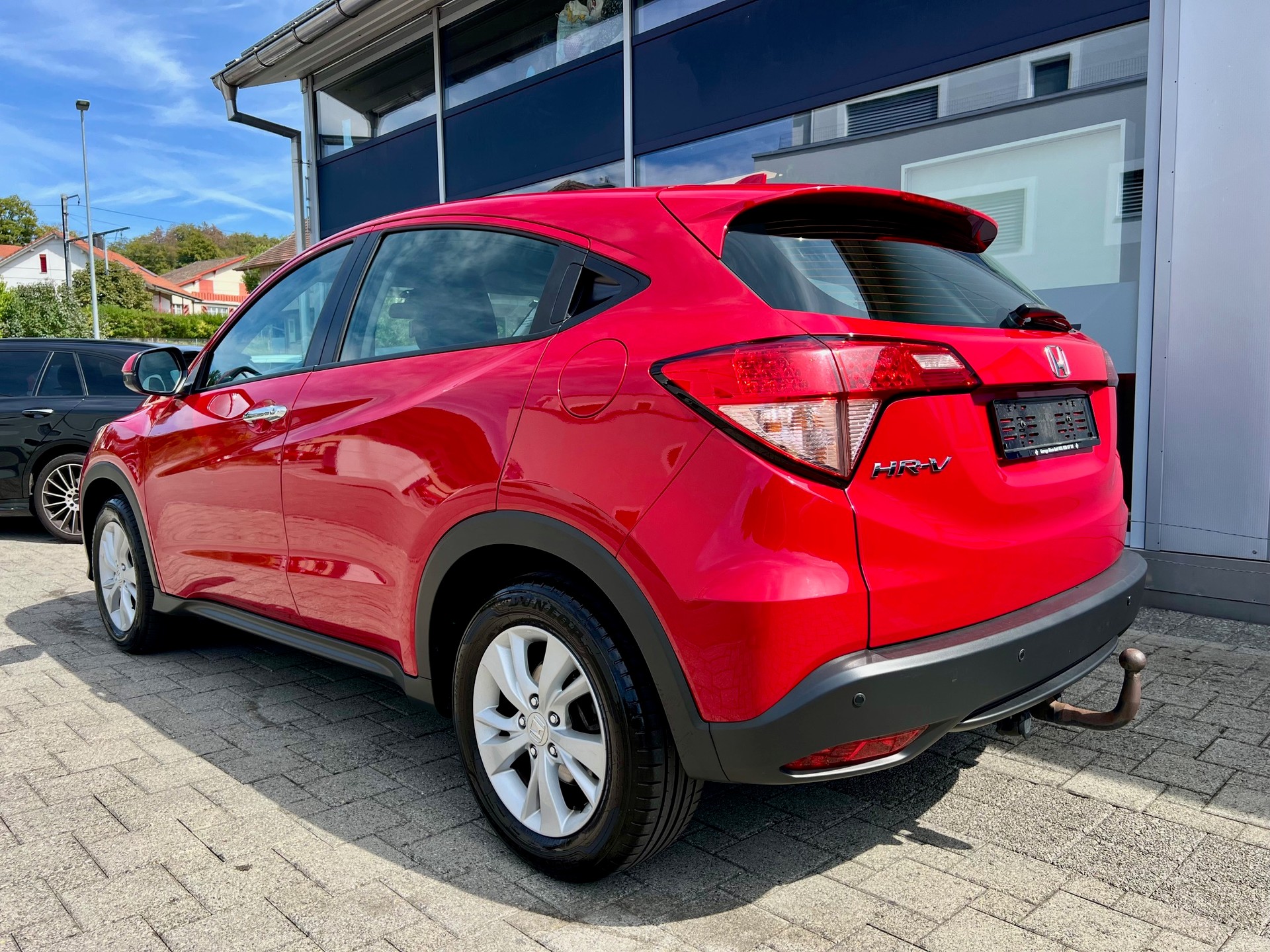 HONDA HR-V 1.5i-VTEC Executive-image-5