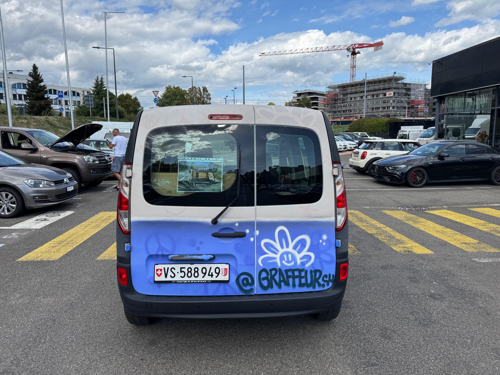 RENAULT Kangoo Medium 1.6 105 Business A-image-9