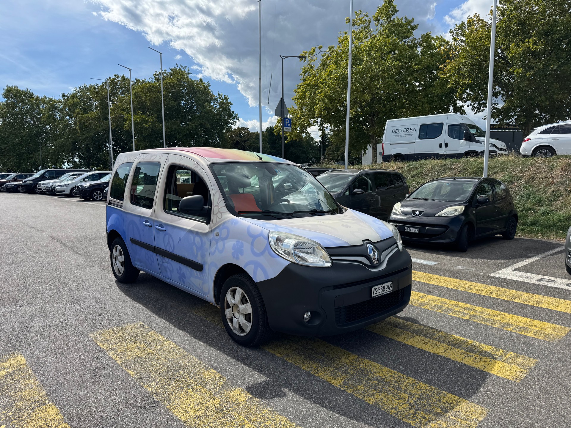 RENAULT Kangoo Medium 1.6 105 Business A-image-4