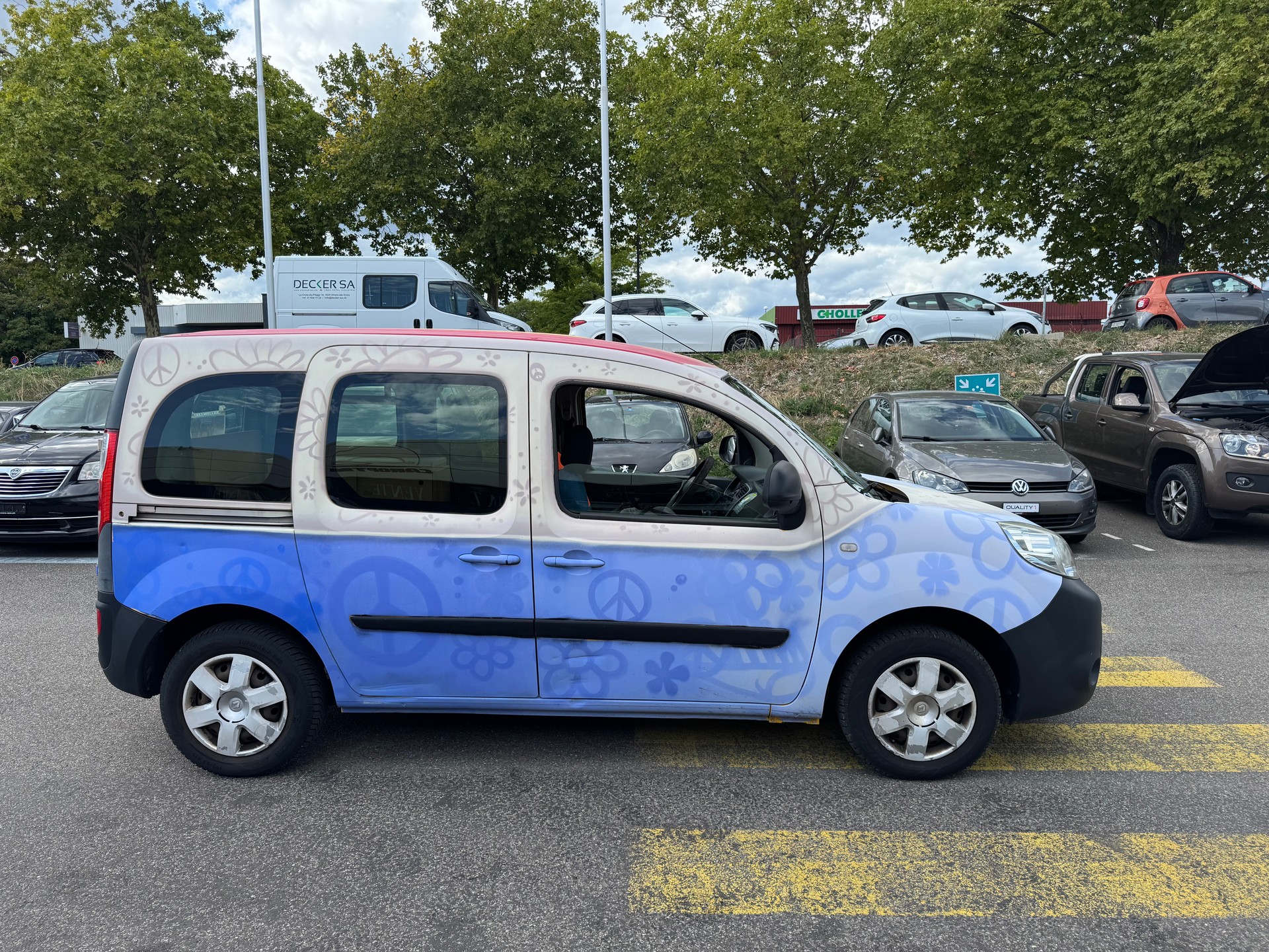 RENAULT Kangoo Medium 1.6 105 Business A-image-5