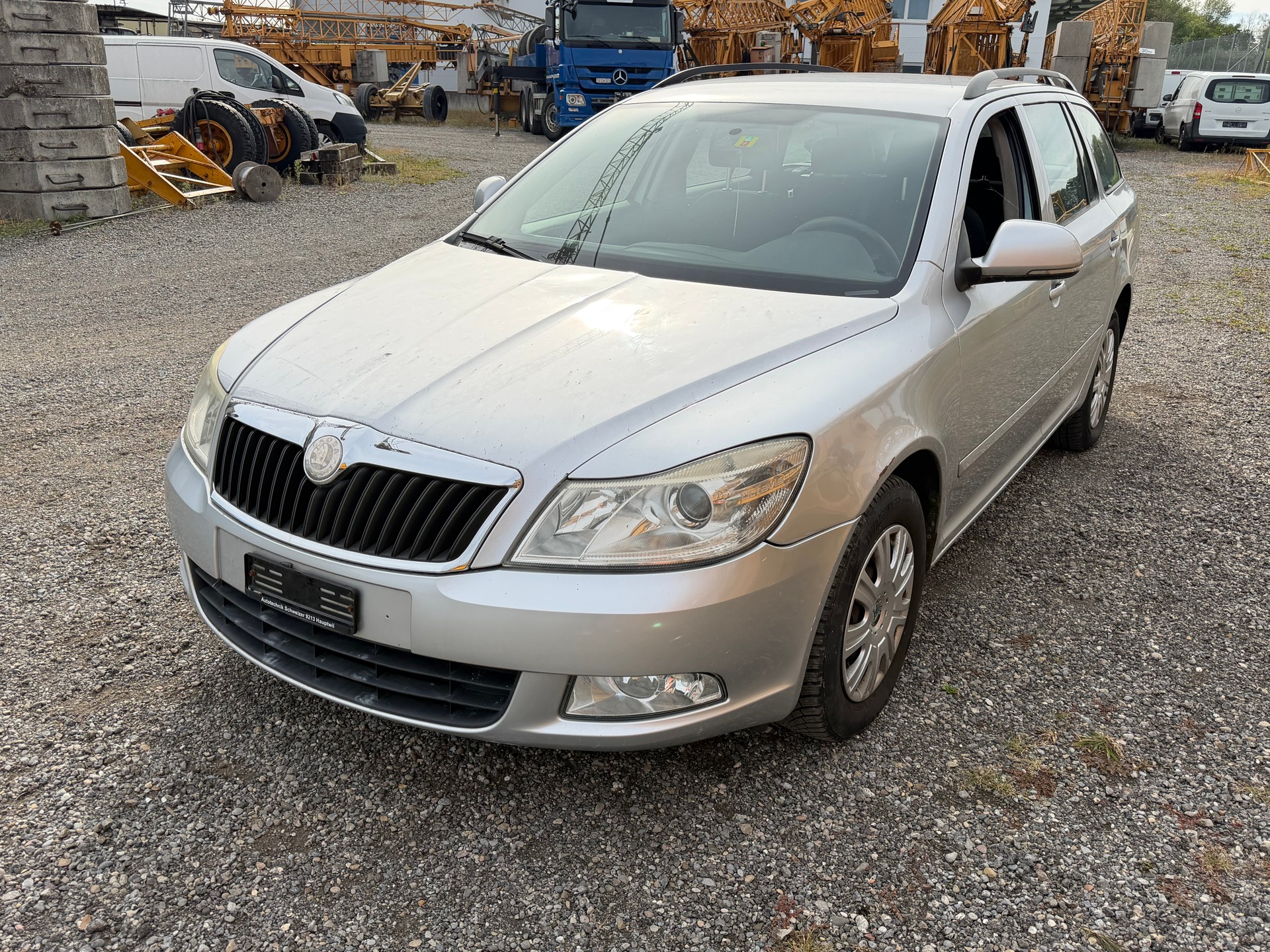 SKODA Octavia Combi 1.8 TSI Adventure 4x4-image-7